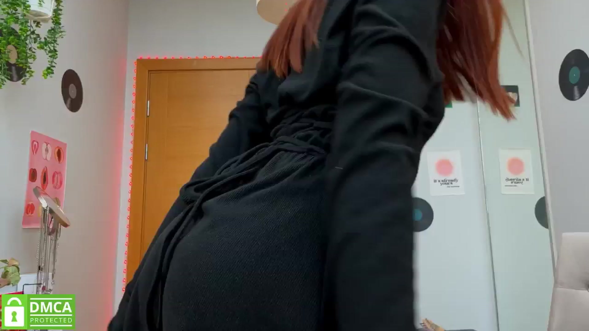 Gallery image thumbnail from BellaCute__'s myfreecams stream on, 01/20/2025, 09:27 image 4 of 20