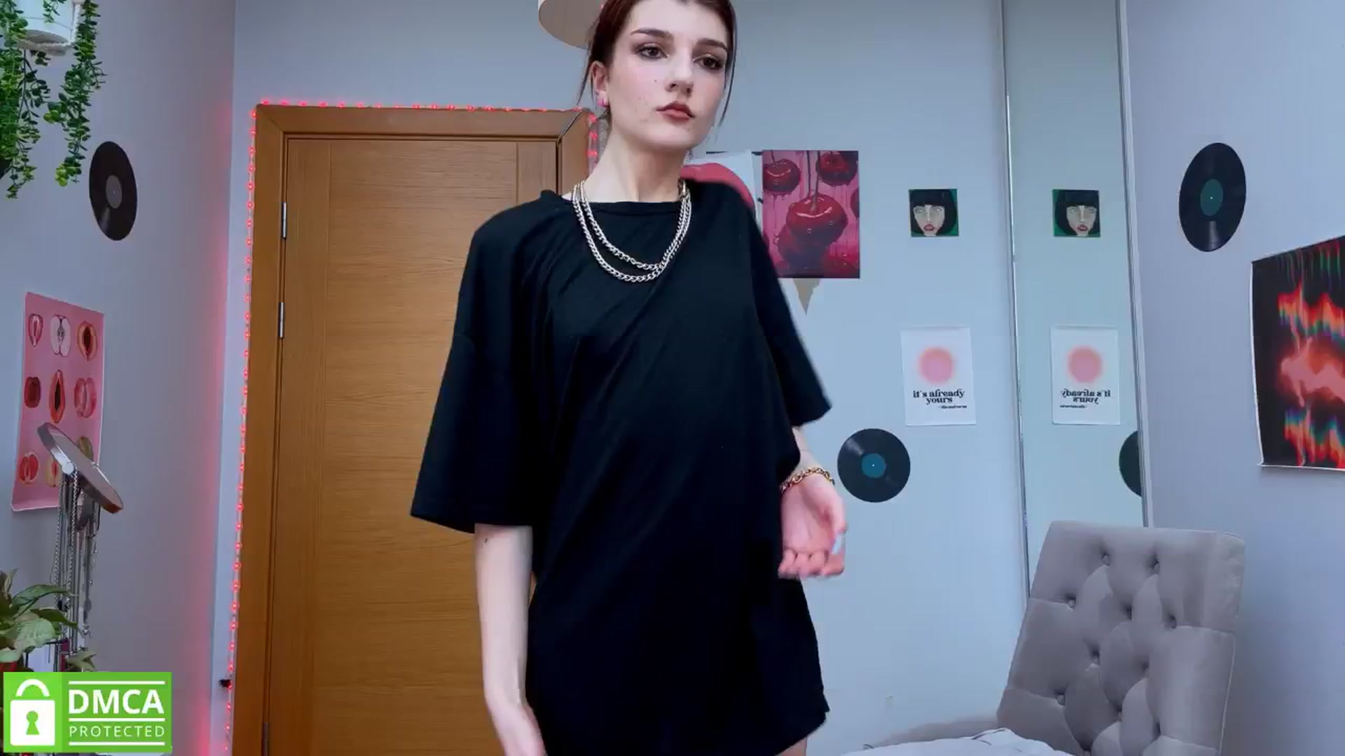 Gallery image thumbnail from BellaCute__'s myfreecams stream on, 01/23/2025, 09:45 image 13 of 20