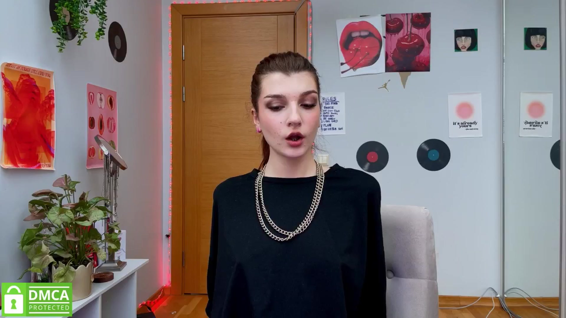 Gallery image thumbnail from BellaCute__'s myfreecams stream on, 01/23/2025, 11:13 image 7 of 20