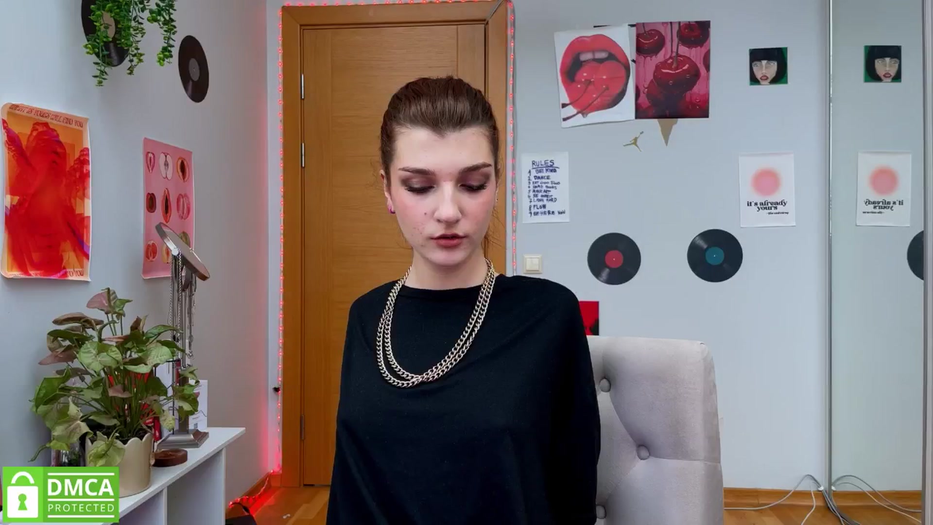 Gallery image thumbnail from BellaCute__'s myfreecams stream on, 01/23/2025, 11:13 image 6 of 20