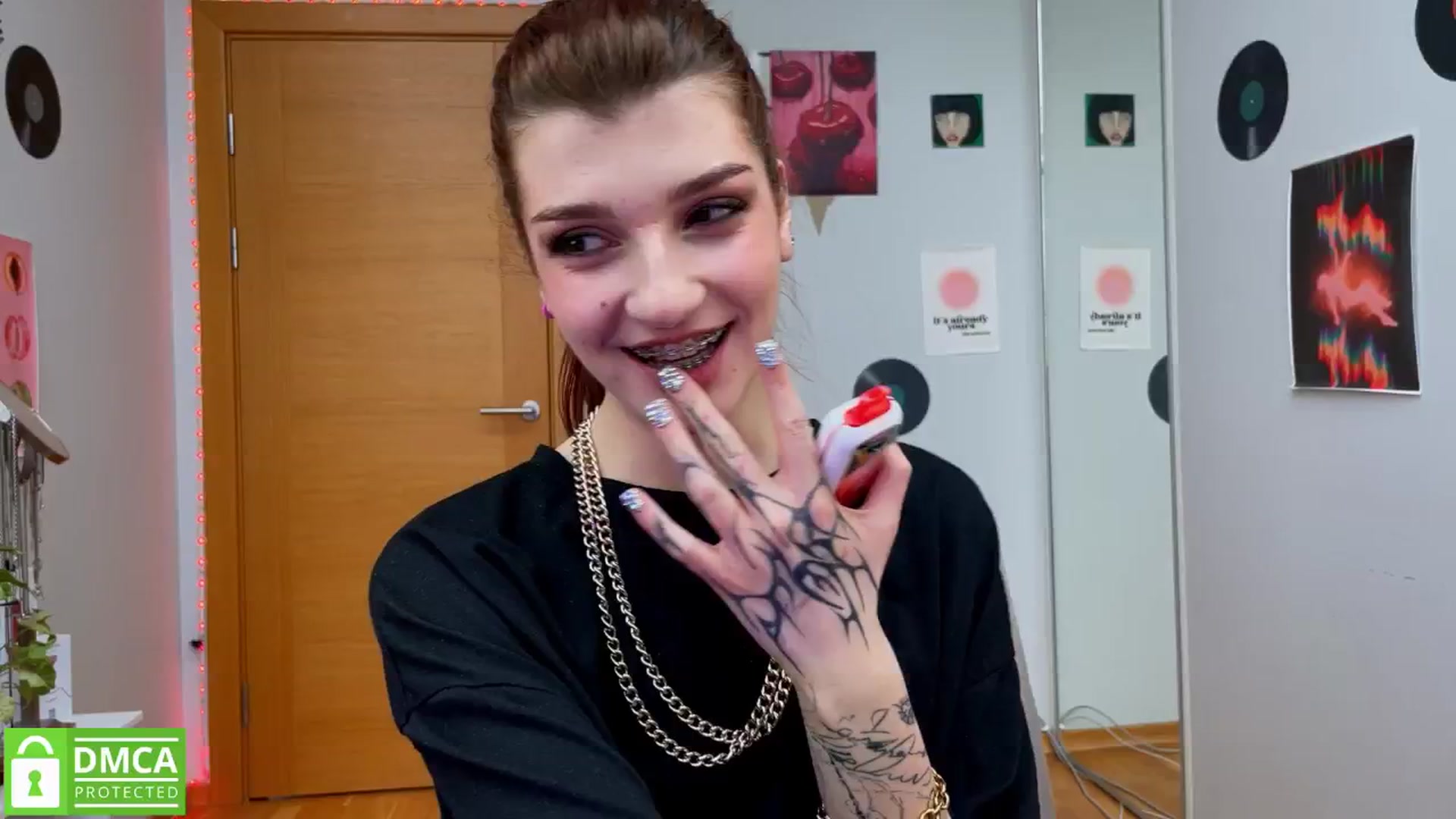 Gallery image thumbnail from BellaCute__'s myfreecams stream on, 01/23/2025, 11:13 image 2 of 20