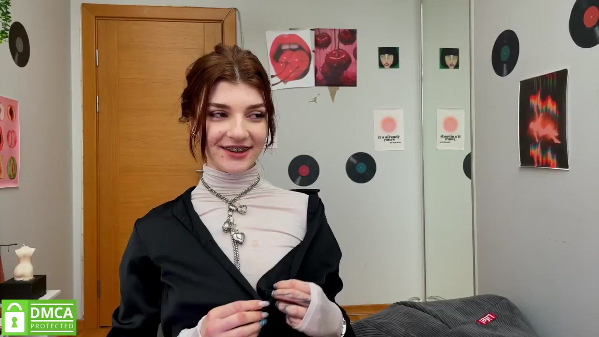 Gallery image thumbnail from BellaCute__'s myfreecams stream on, 02/11/2025, 09:38 image 2 of 20