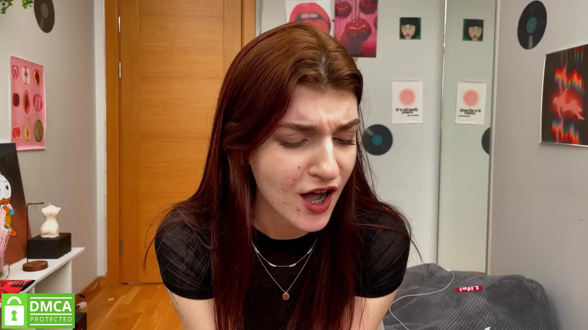 Gallery image thumbnail from BellaCute__'s myfreecams stream on, 02/13/2025, 12:35 image 11 of 20