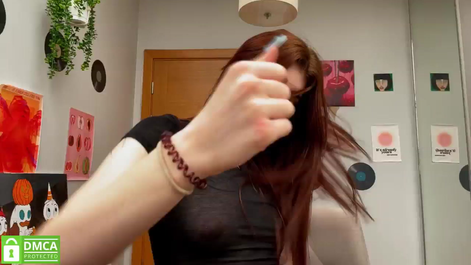 Gallery image thumbnail from BellaCute__'s myfreecams stream on, 02/13/2025, 12:35 image 17 of 20