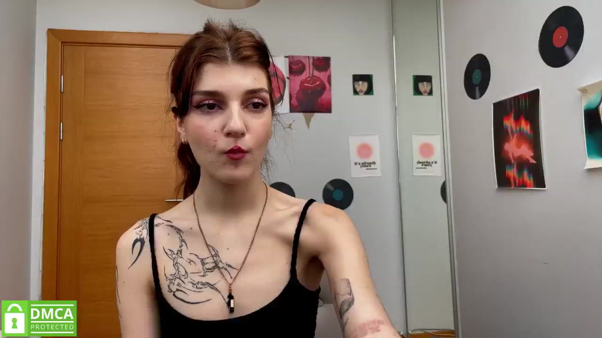 Gallery image thumbnail from BellaCute__'s myfreecams stream on, 02/14/2025, 08:53 image 12 of 20