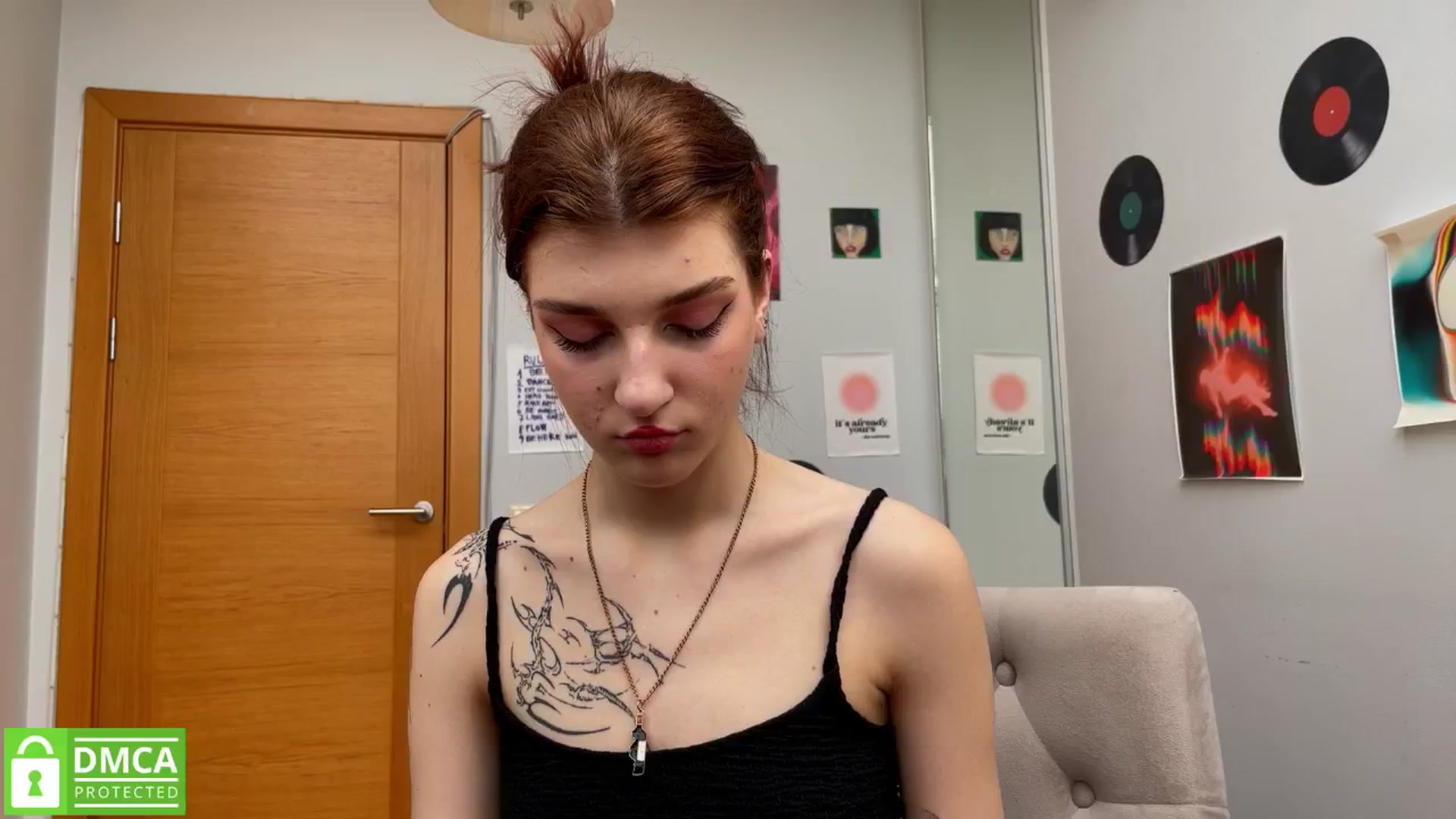 Gallery image thumbnail from BellaCute__'s myfreecams stream on, 02/14/2025, 10:01 image 17 of 20