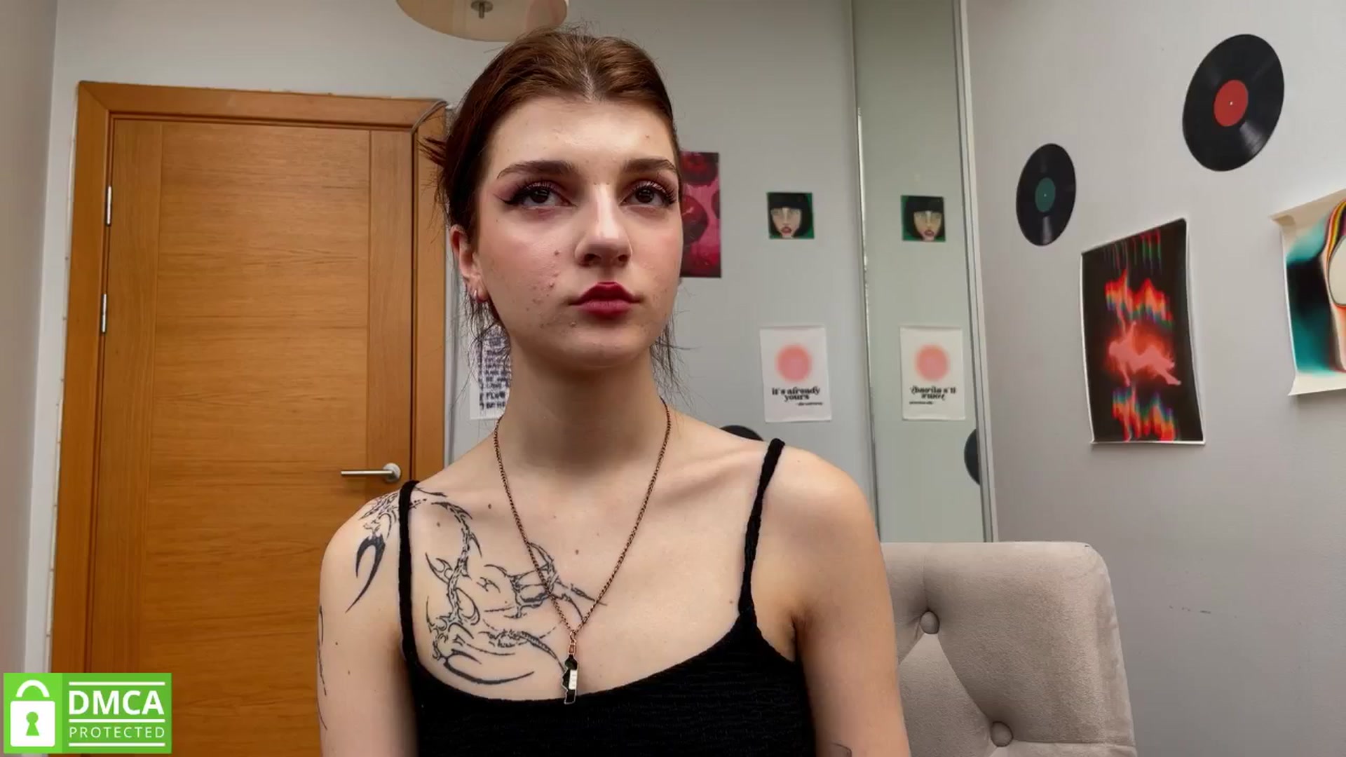 Gallery image thumbnail from BellaCute__'s myfreecams stream on, 02/14/2025, 10:01 image 12 of 20