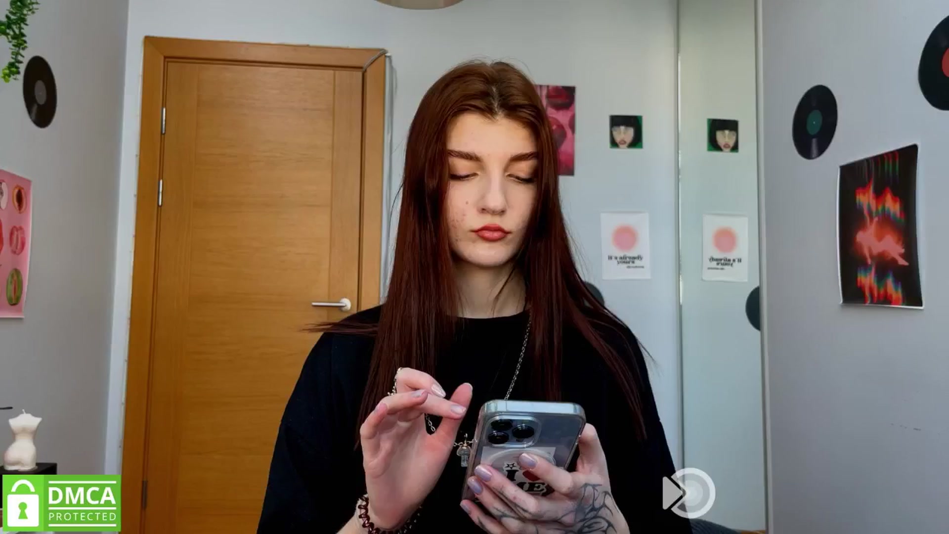 Gallery image thumbnail from BellaCute__'s myfreecams stream on, 02/19/2025, 10:15 image 2 of 20