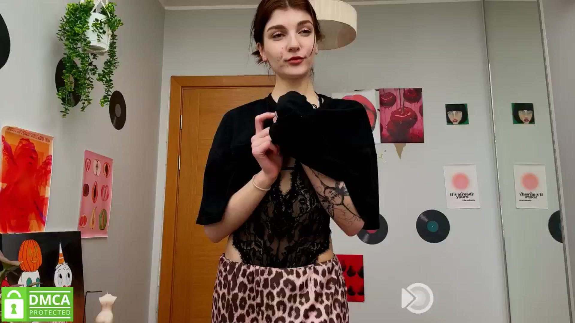 Gallery image thumbnail from BellaCute__'s myfreecams stream on, 02/20/2025, 09:20 image 9 of 20