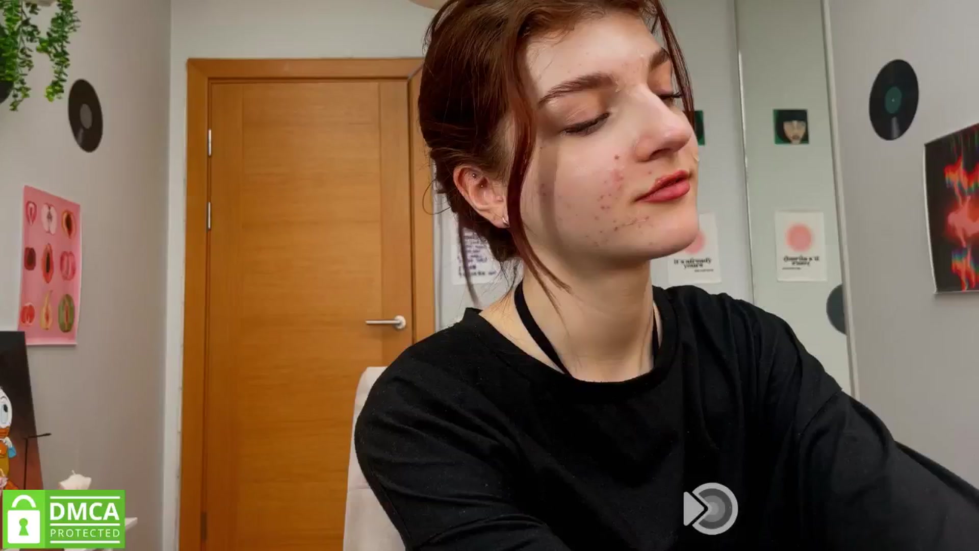 Gallery image thumbnail from BellaCute__'s myfreecams stream on, 02/27/2025, 07:21 image 16 of 20