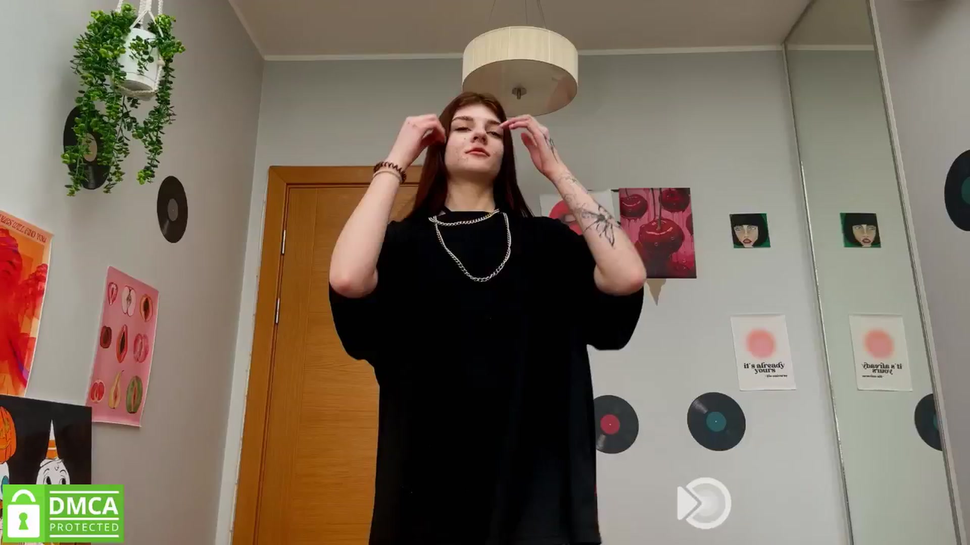 Gallery image thumbnail from BellaCute__'s myfreecams stream on, 02/27/2025, 10:12 image 19 of 20