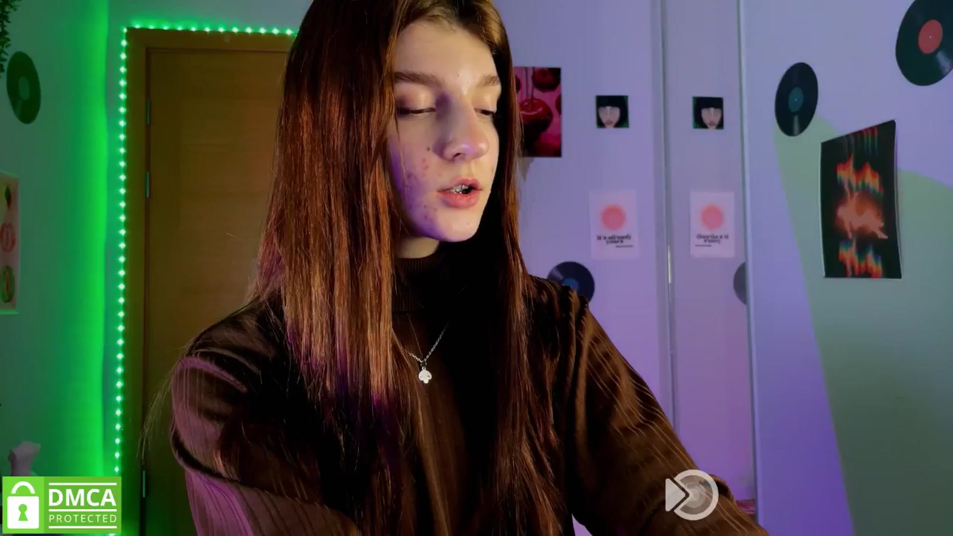 Gallery image thumbnail from BellaCute__'s myfreecams stream on, 03/06/2025, 19:13 image 6 of 20