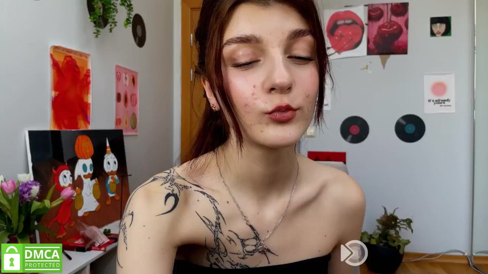 Gallery image thumbnail from BellaCute__'s myfreecams stream on, 03/08/2025, 12:09 image 1 of 20
