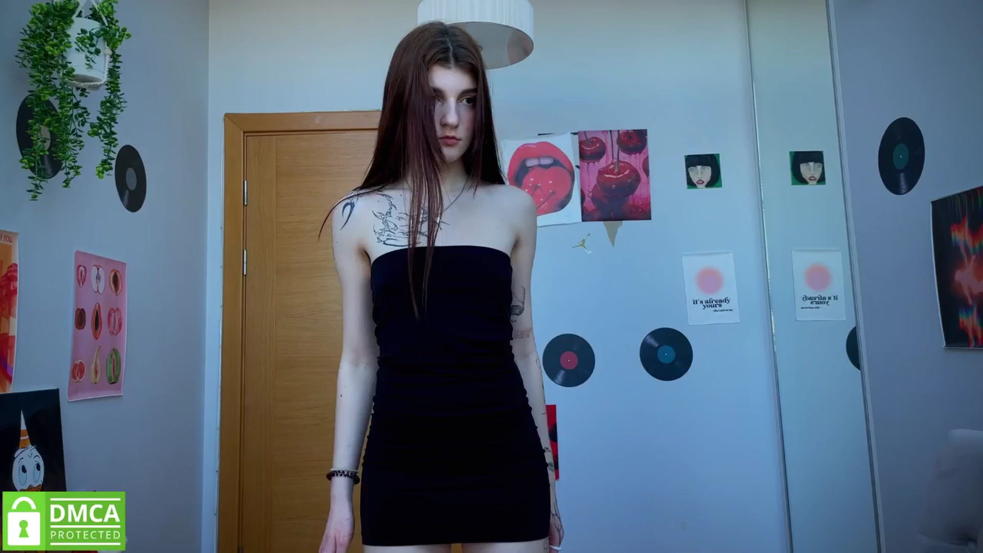 Gallery image thumbnail from BellaCute__'s myfreecams stream on, 03/15/2025, 09:50 image 15 of 20