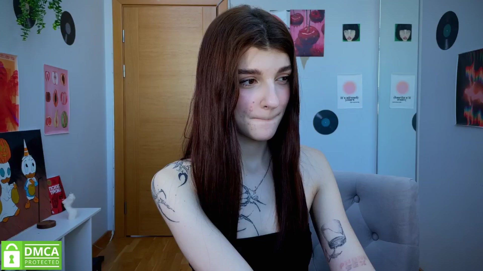 Gallery image thumbnail from BellaCute__'s myfreecams stream on, 03/15/2025, 09:50 image 17 of 20