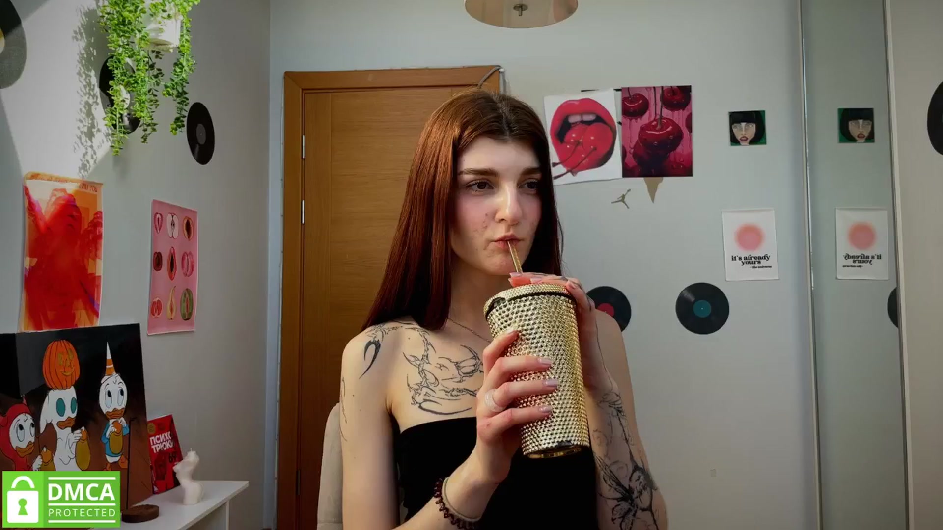 Gallery image thumbnail from BellaCute__'s myfreecams stream on, 03/15/2025, 11:54 image 19 of 20