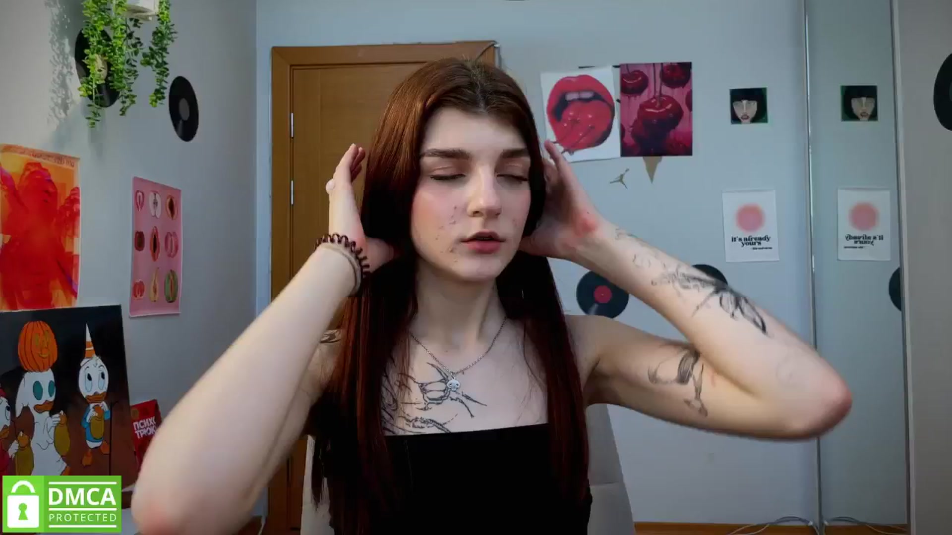 Gallery image thumbnail from BellaCute__'s myfreecams stream on, 03/15/2025, 11:54 image 10 of 20