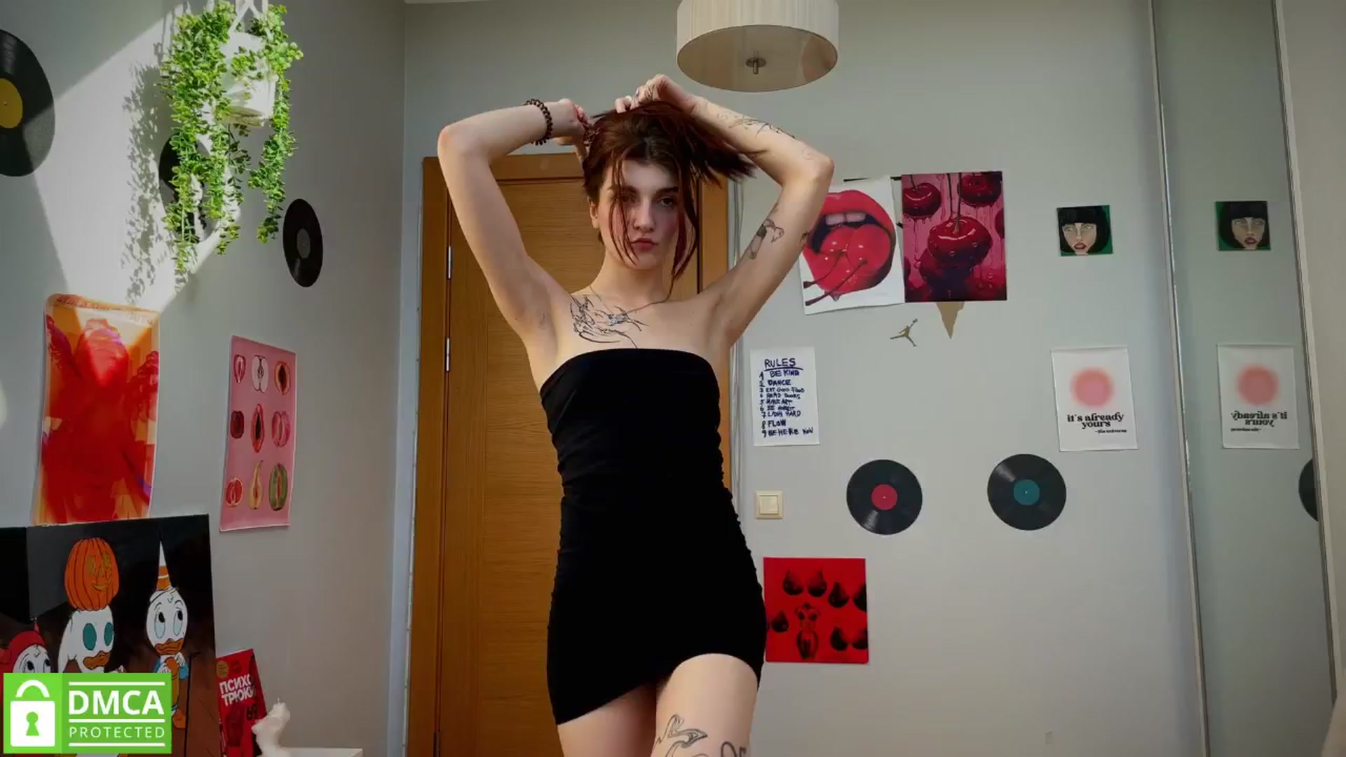 Gallery image thumbnail from BellaCute__'s myfreecams stream on, 03/15/2025, 12:16 image 4 of 20