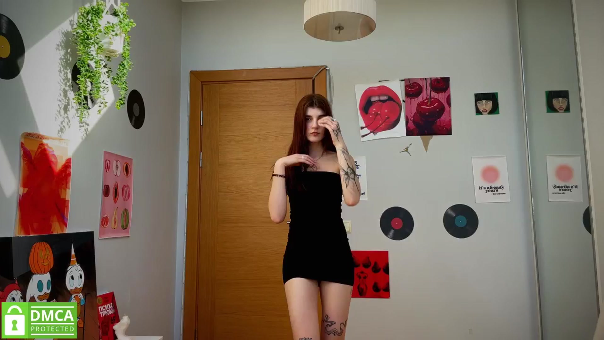 Gallery image thumbnail from BellaCute__'s myfreecams stream on, 03/15/2025, 12:16 image 11 of 20