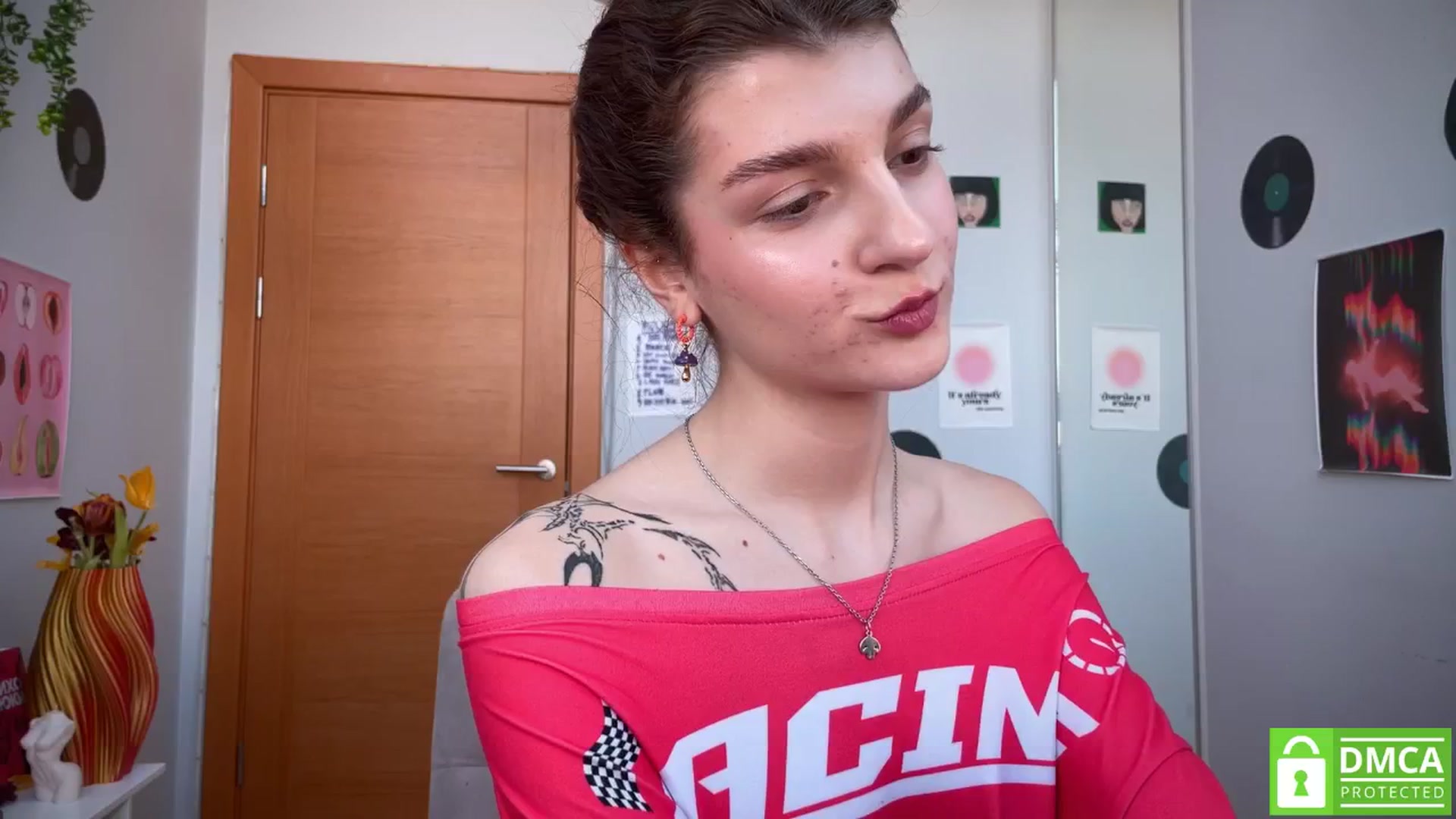 Gallery image thumbnail from BellaCute__'s myfreecams stream on, 03/17/2025, 09:21 image 16 of 20
