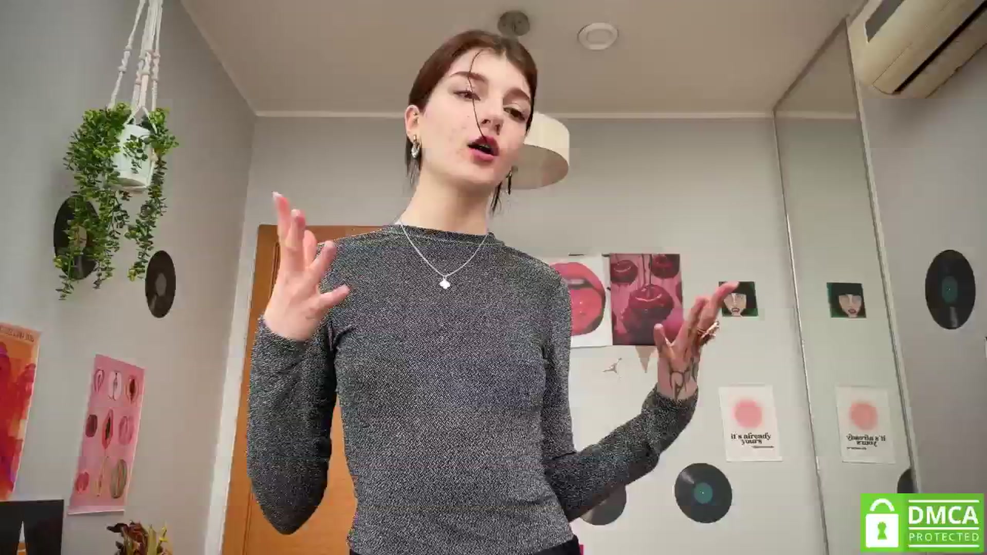 Gallery image thumbnail from BellaCute__'s myfreecams stream on, 03/20/2025, 08:49 image 16 of 20