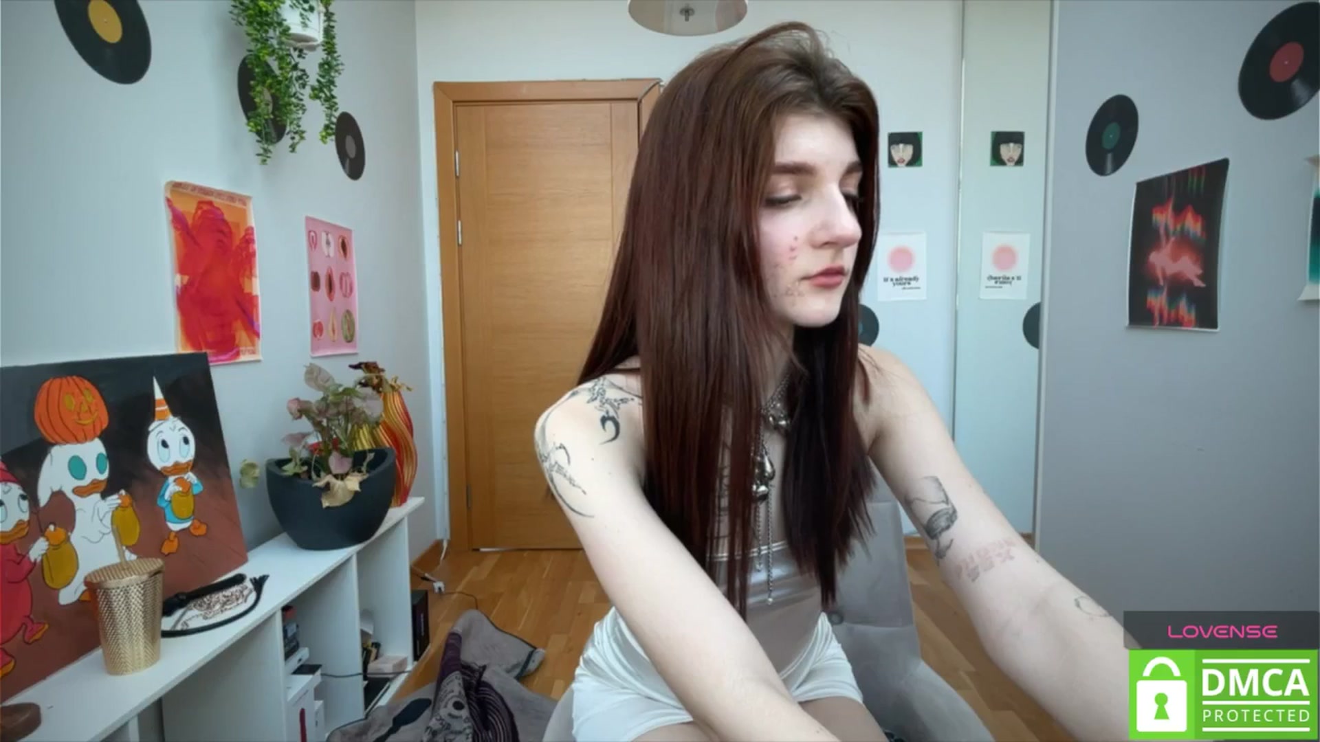 Gallery image thumbnail from BellaCute__'s myfreecams stream on, 03/21/2025, 09:45 image 12 of 20