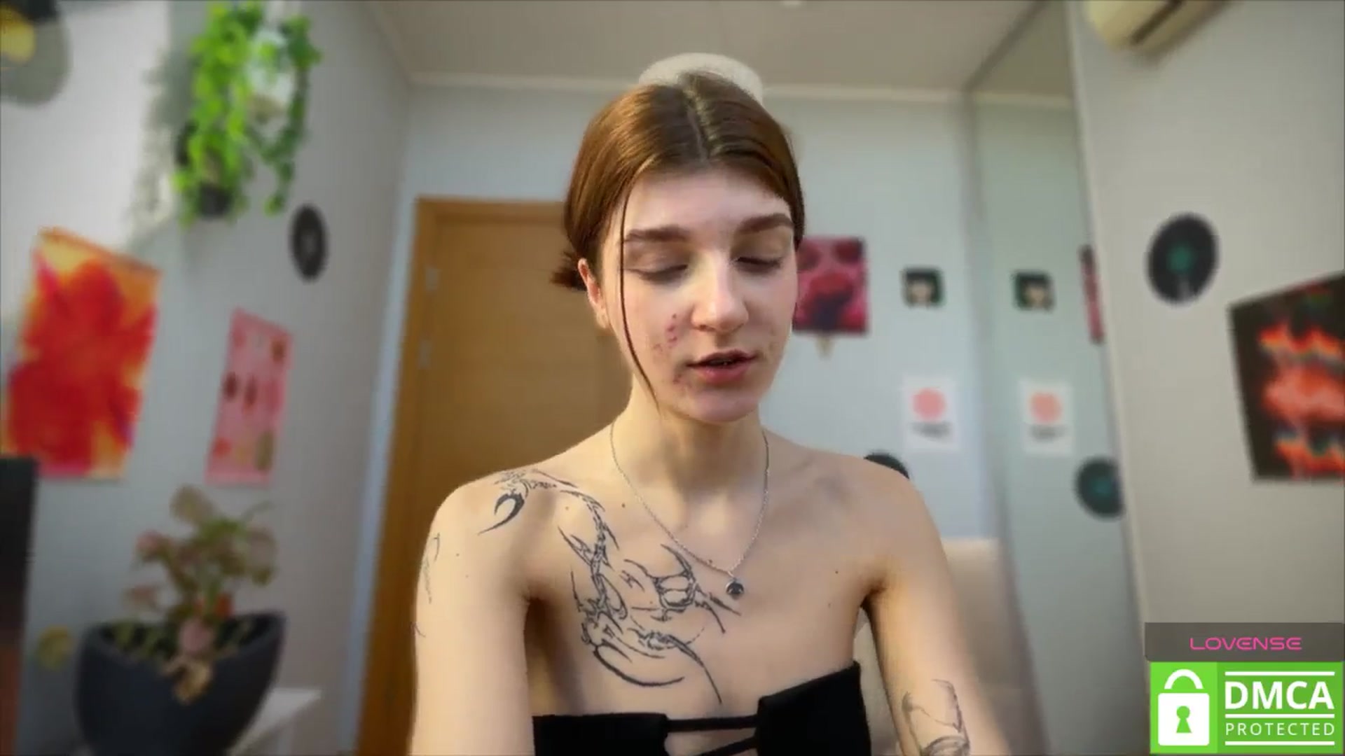 Gallery image thumbnail from BellaCute__'s myfreecams stream on, 03/22/2025, 11:56 image 8 of 20