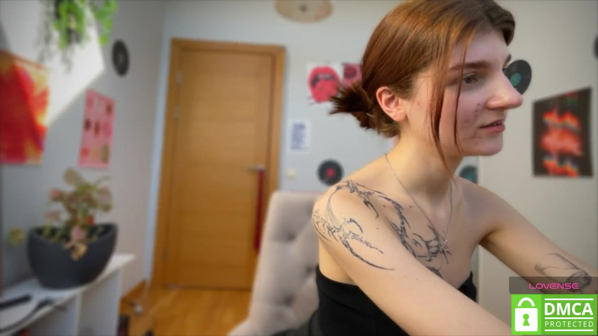 Gallery image thumbnail from BellaCute__'s myfreecams stream on, 03/22/2025, 12:24 image 8 of 20