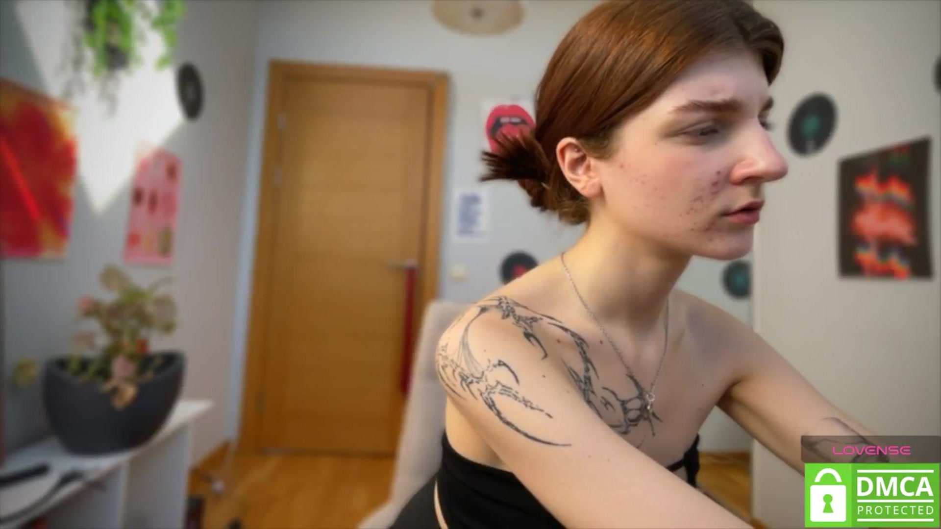 Gallery image thumbnail from BellaCute__'s myfreecams stream on, 03/22/2025, 12:24 image 19 of 20