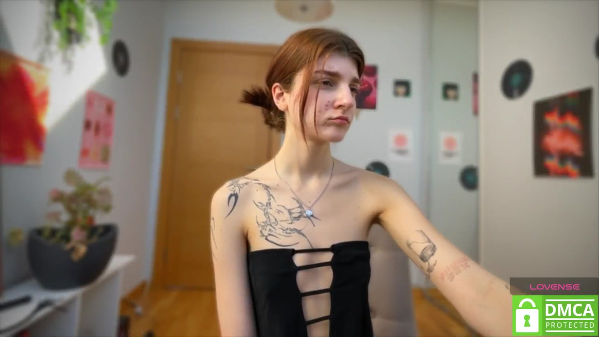 Gallery image thumbnail from BellaCute__'s myfreecams stream on, 03/22/2025, 12:24 image 10 of 20