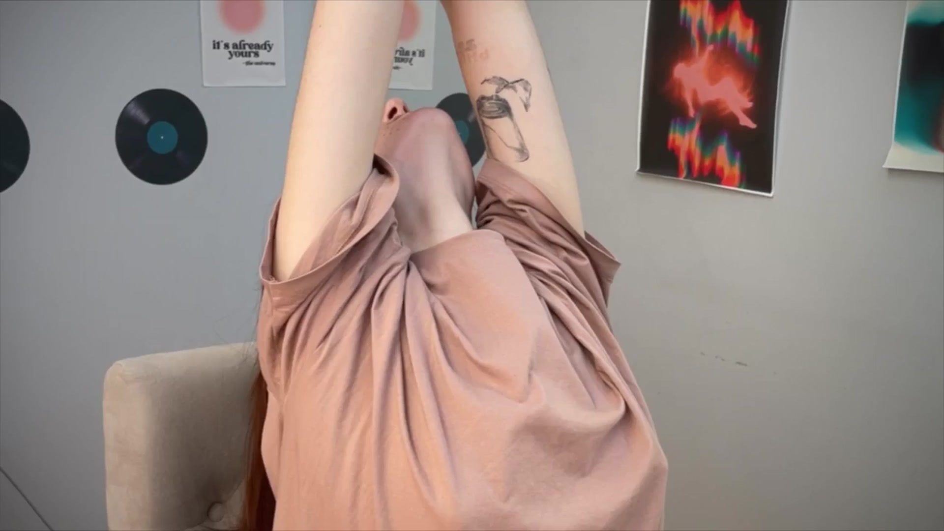 Gallery image thumbnail from BellaCute__'s myfreecams stream on, 05/10/2025, 11:18 image 13 of 20