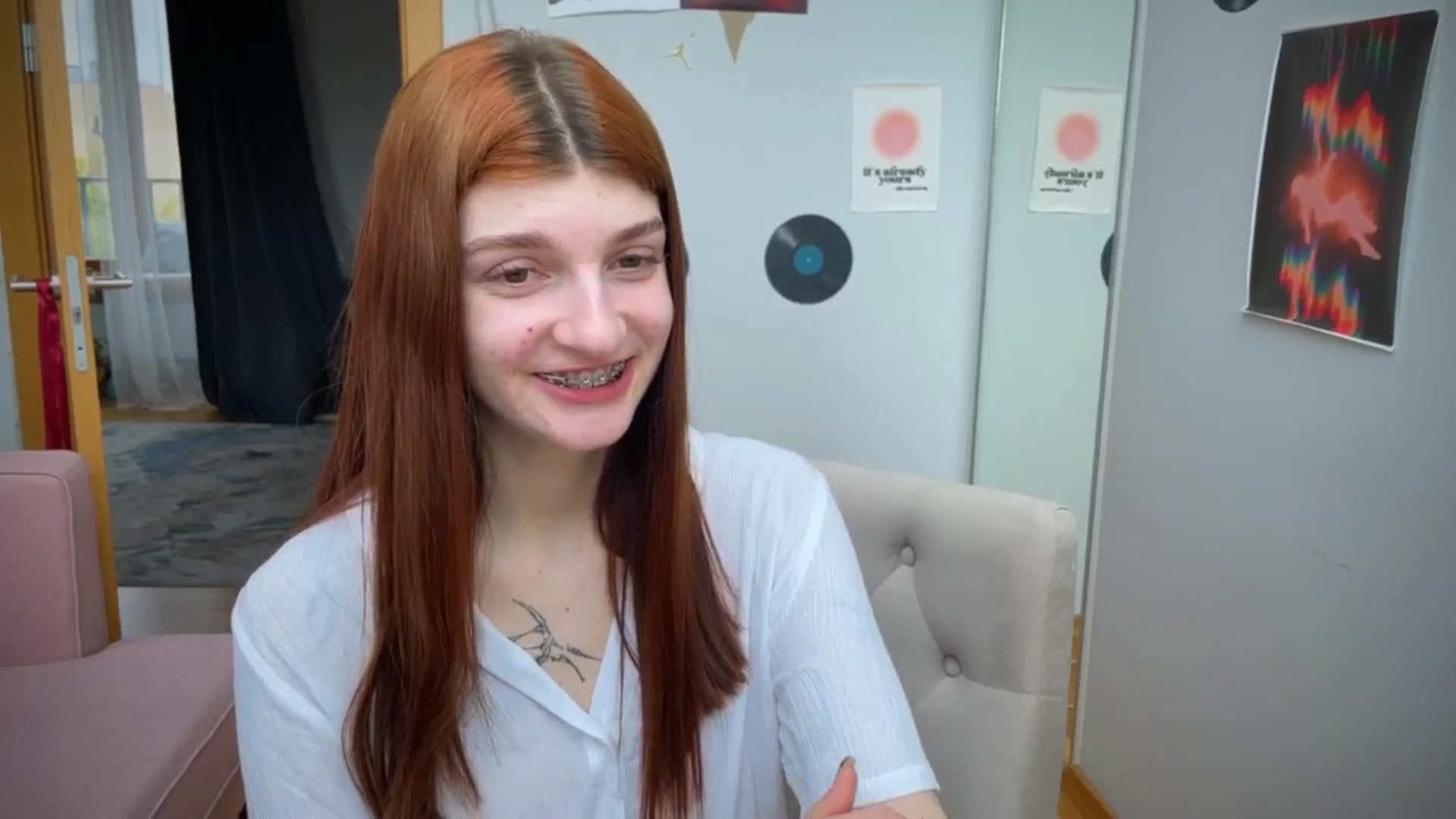 Gallery image thumbnail from BellaCute__'s myfreecams stream on, 05/14/2025, 07:50 image 11 of 20