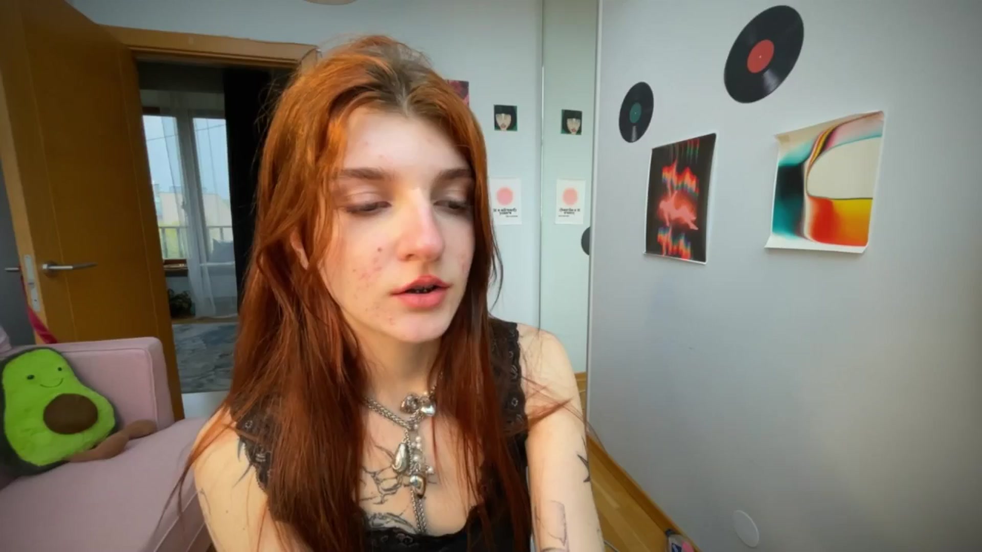 Gallery image thumbnail from BellaCute__'s myfreecams stream on, 05/15/2025, 11:11 image 8 of 20