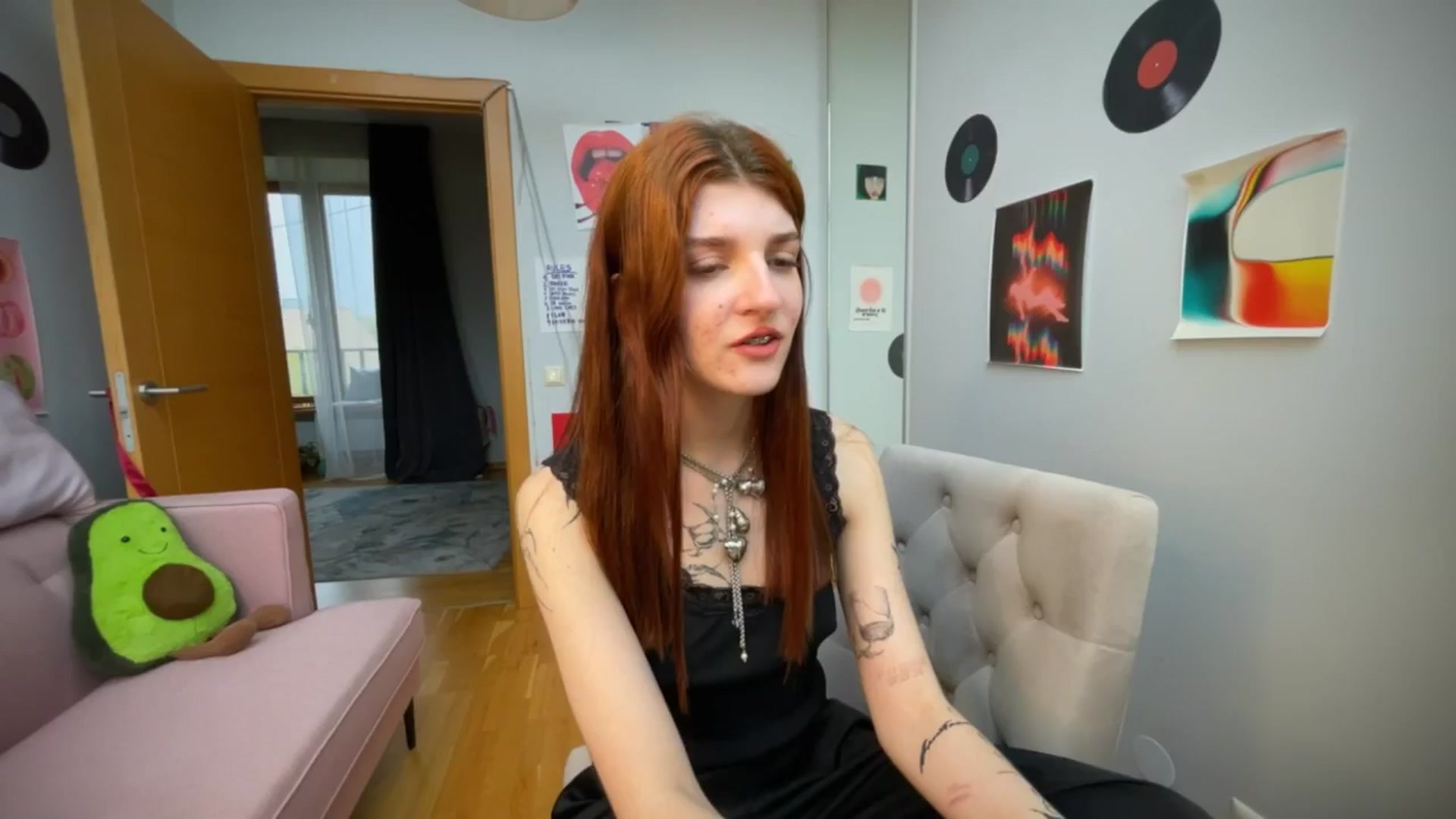 Gallery image thumbnail from BellaCute__'s myfreecams stream on, 05/15/2025, 11:11 image 1 of 20