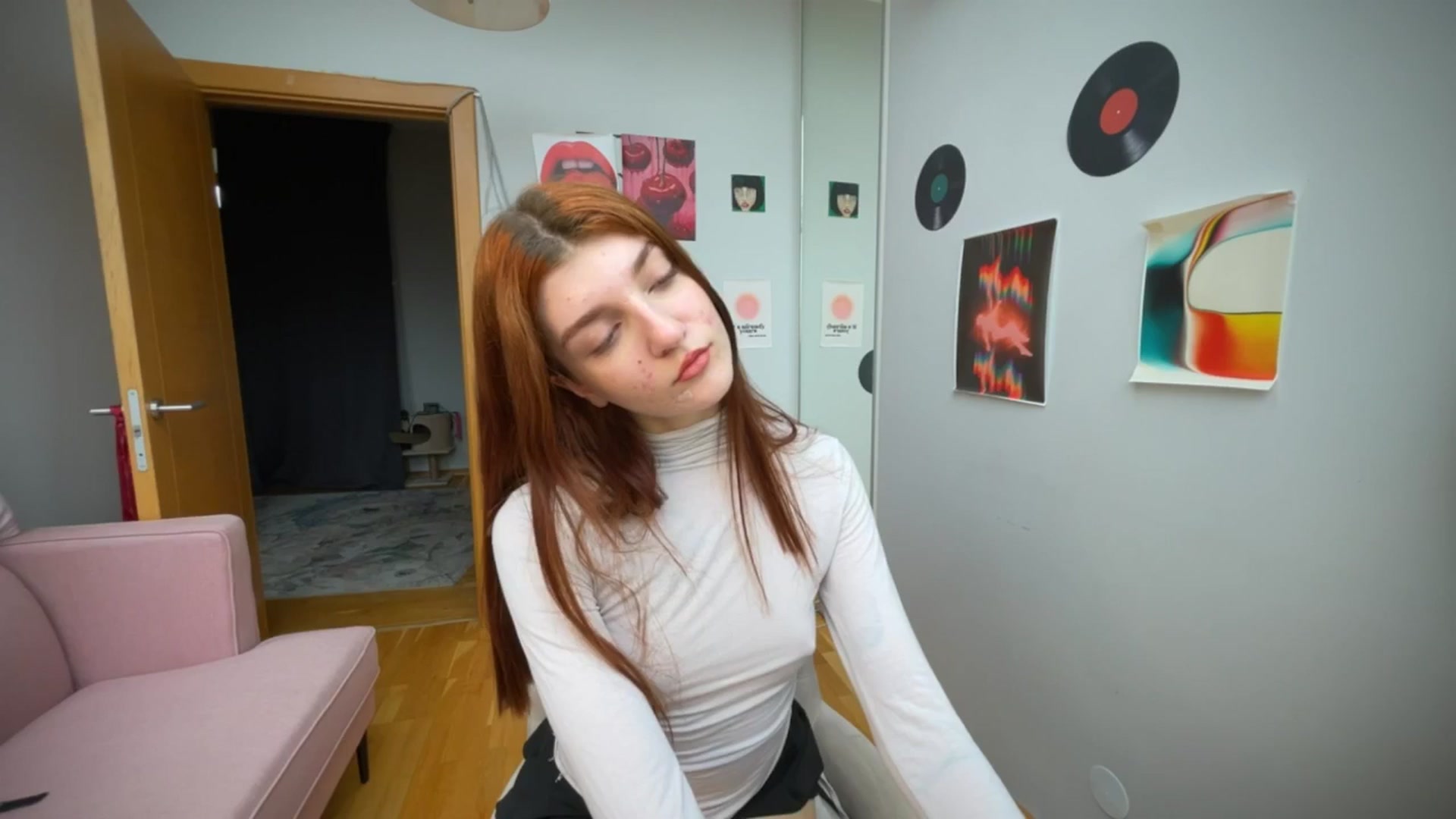 Gallery image thumbnail from BellaCute__'s myfreecams stream on, 05/16/2025, 09:04 image 1 of 20