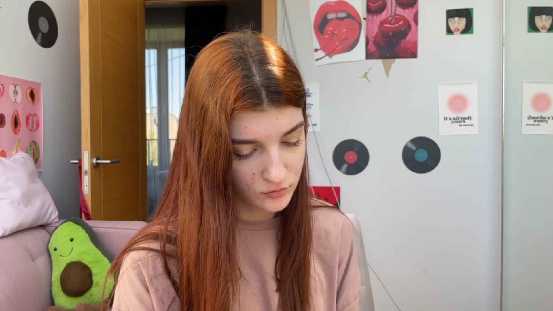 Gallery image thumbnail from BellaCute__'s myfreecams stream on, 05/21/2025, 11:07 image 7 of 20