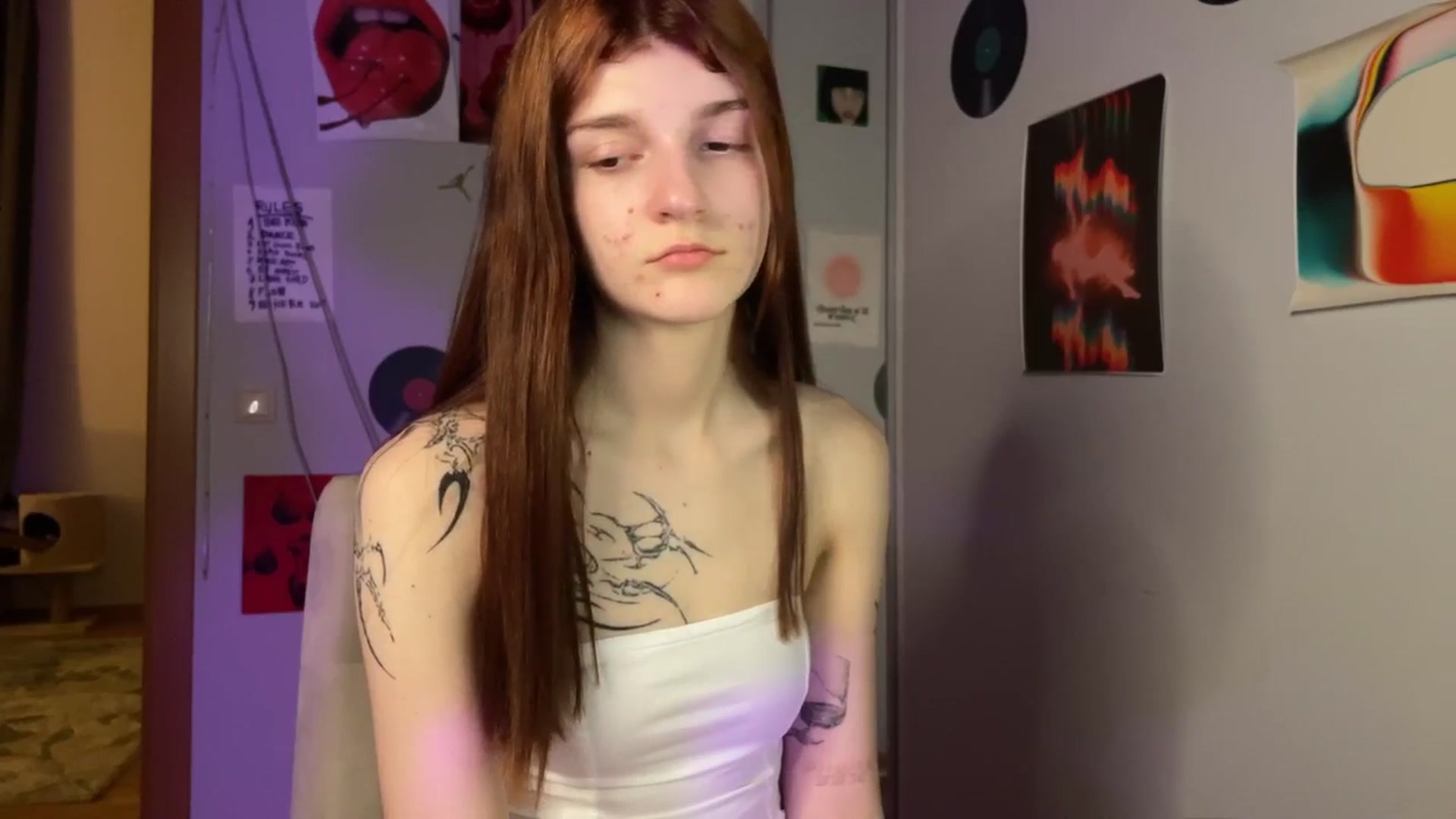 Gallery image thumbnail from BellaCute__'s myfreecams stream on, 05/26/2025, 21:38 image 16 of 20