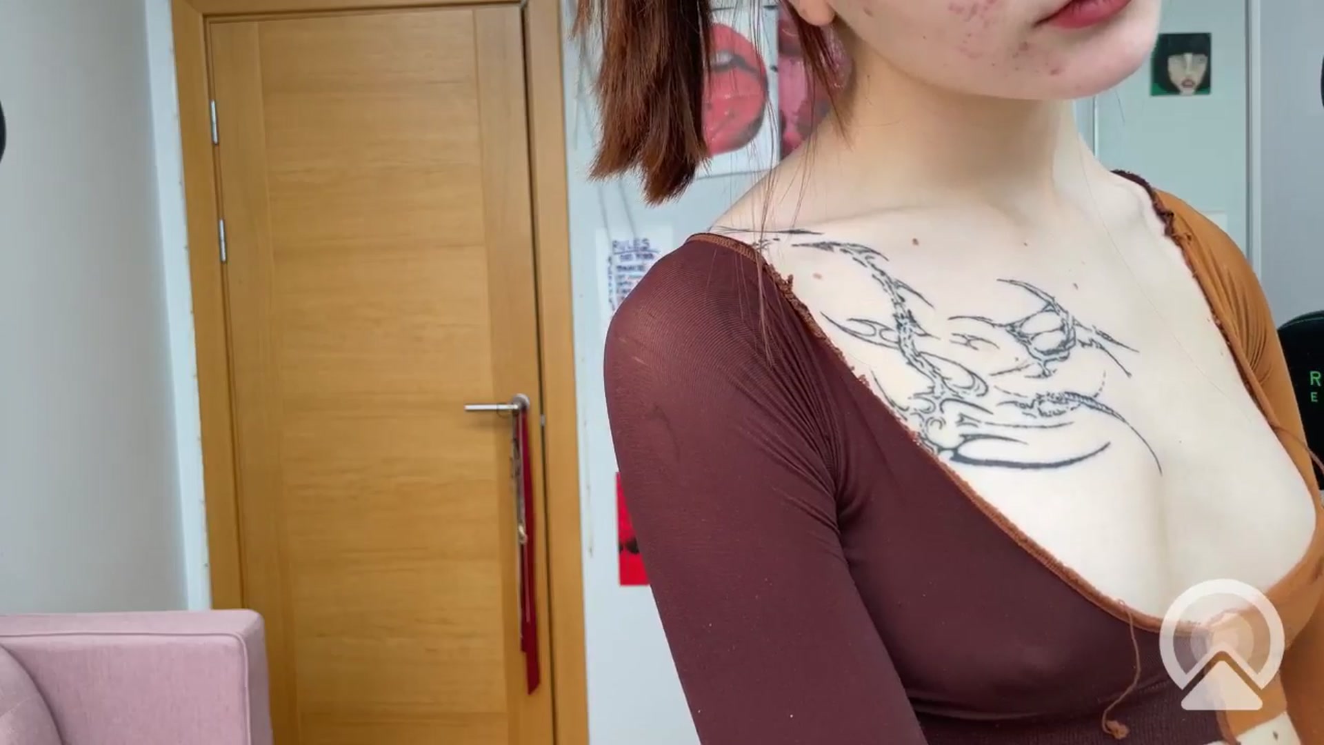 Gallery image thumbnail from BellaCute__'s myfreecams stream on, 05/29/2025, 12:04 image 9 of 20