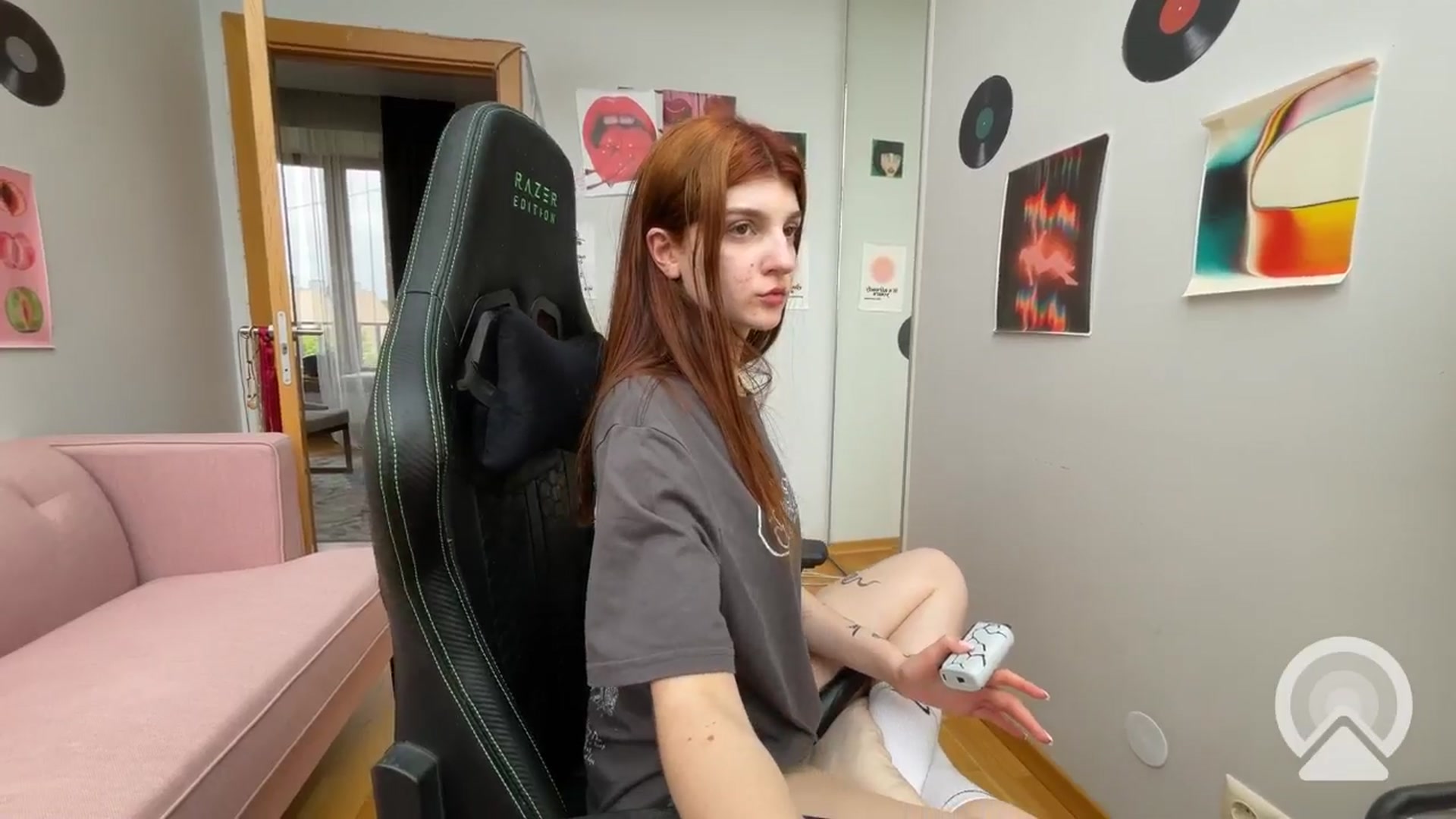 Gallery image thumbnail from BellaCute__'s myfreecams stream on, 05/29/2025, 12:04 image 18 of 20