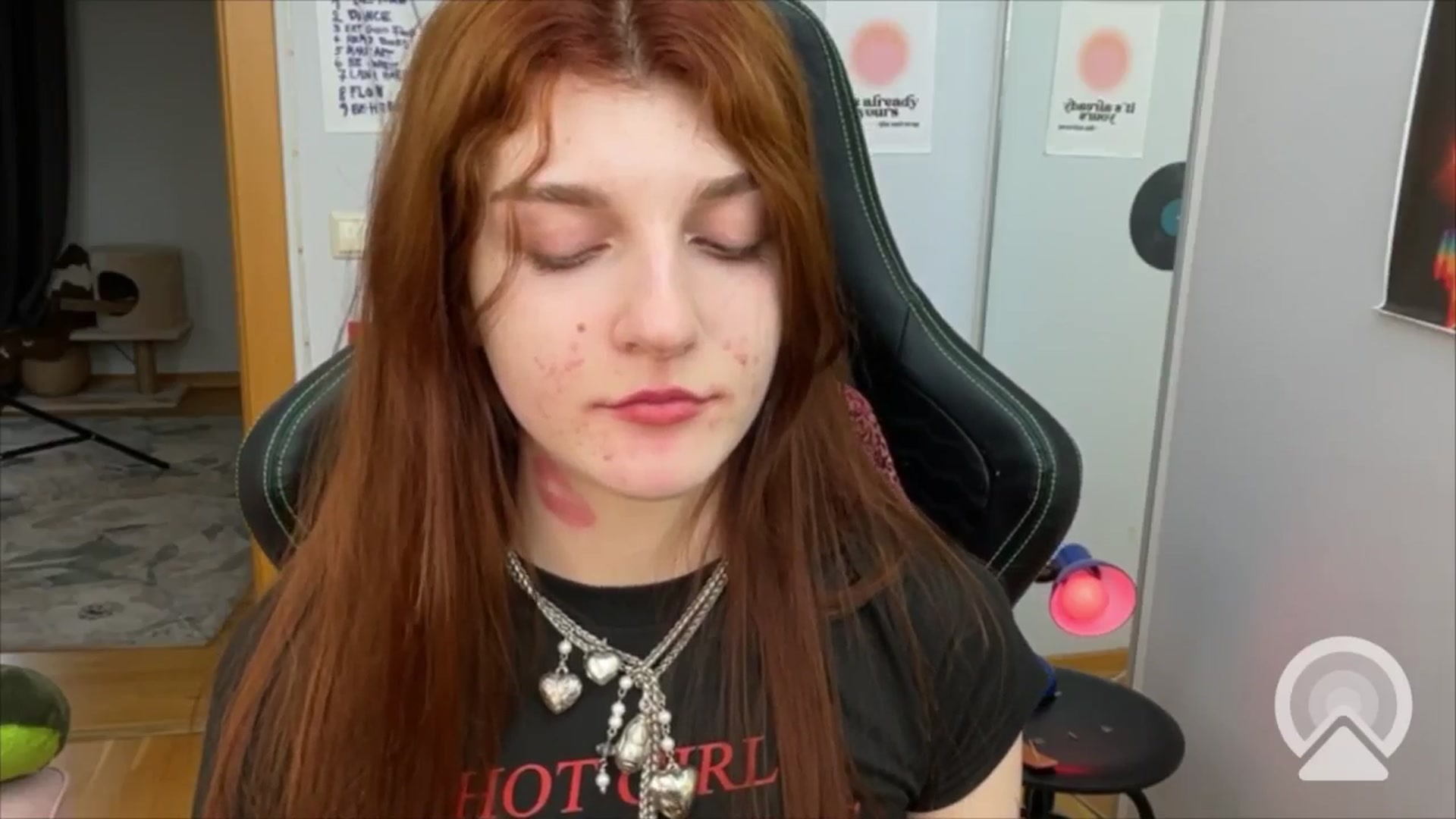 Gallery image thumbnail from BellaCute__'s myfreecams stream on, 05/31/2025, 11:04 image 13 of 20