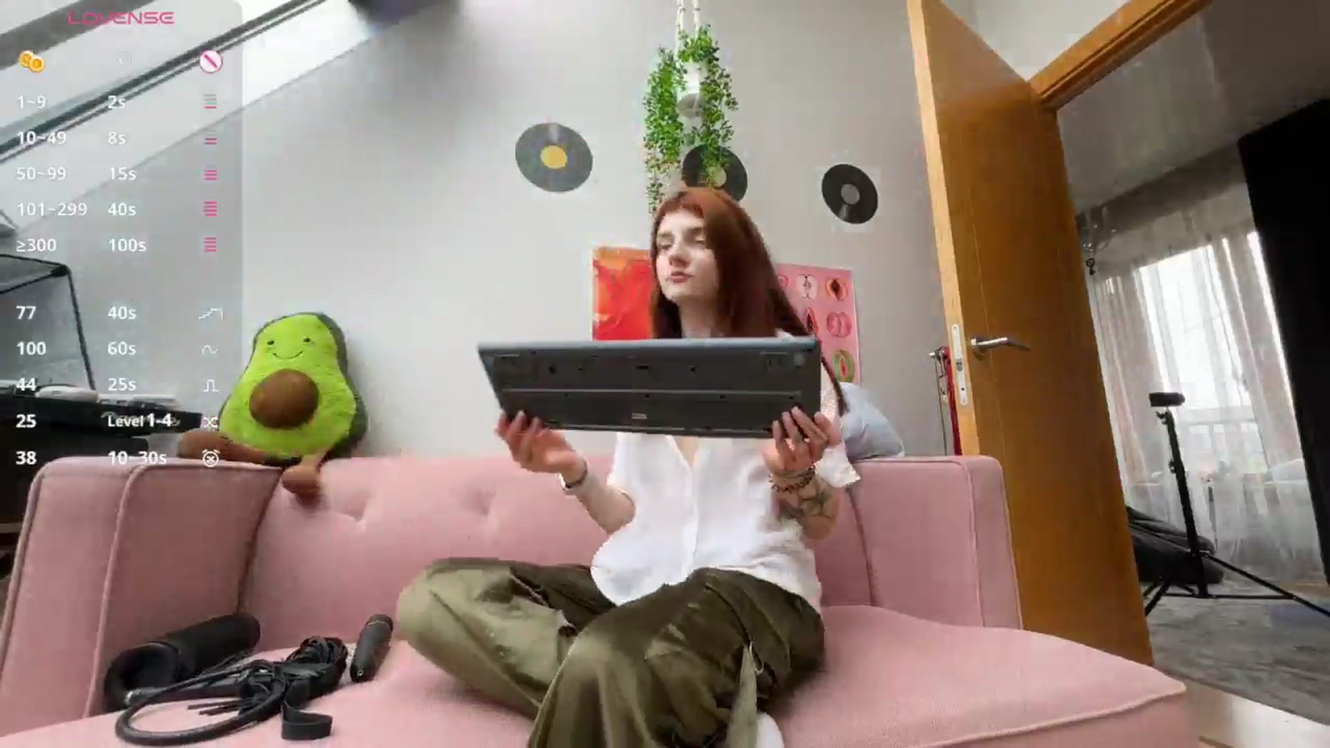 Gallery image thumbnail from BellaCute__'s myfreecams stream on, 06/05/2025, 10:47 image 19 of 20
