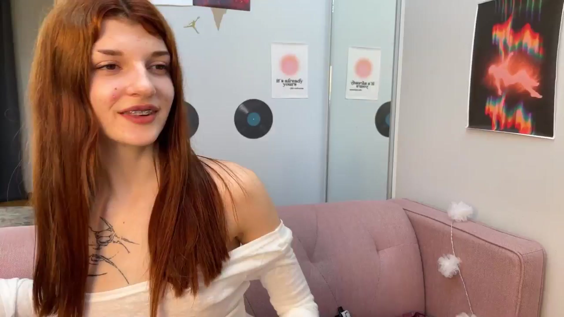 Gallery image thumbnail from BellaCute__'s myfreecams stream on, 06/21/2025, 10:06 image 2 of 20