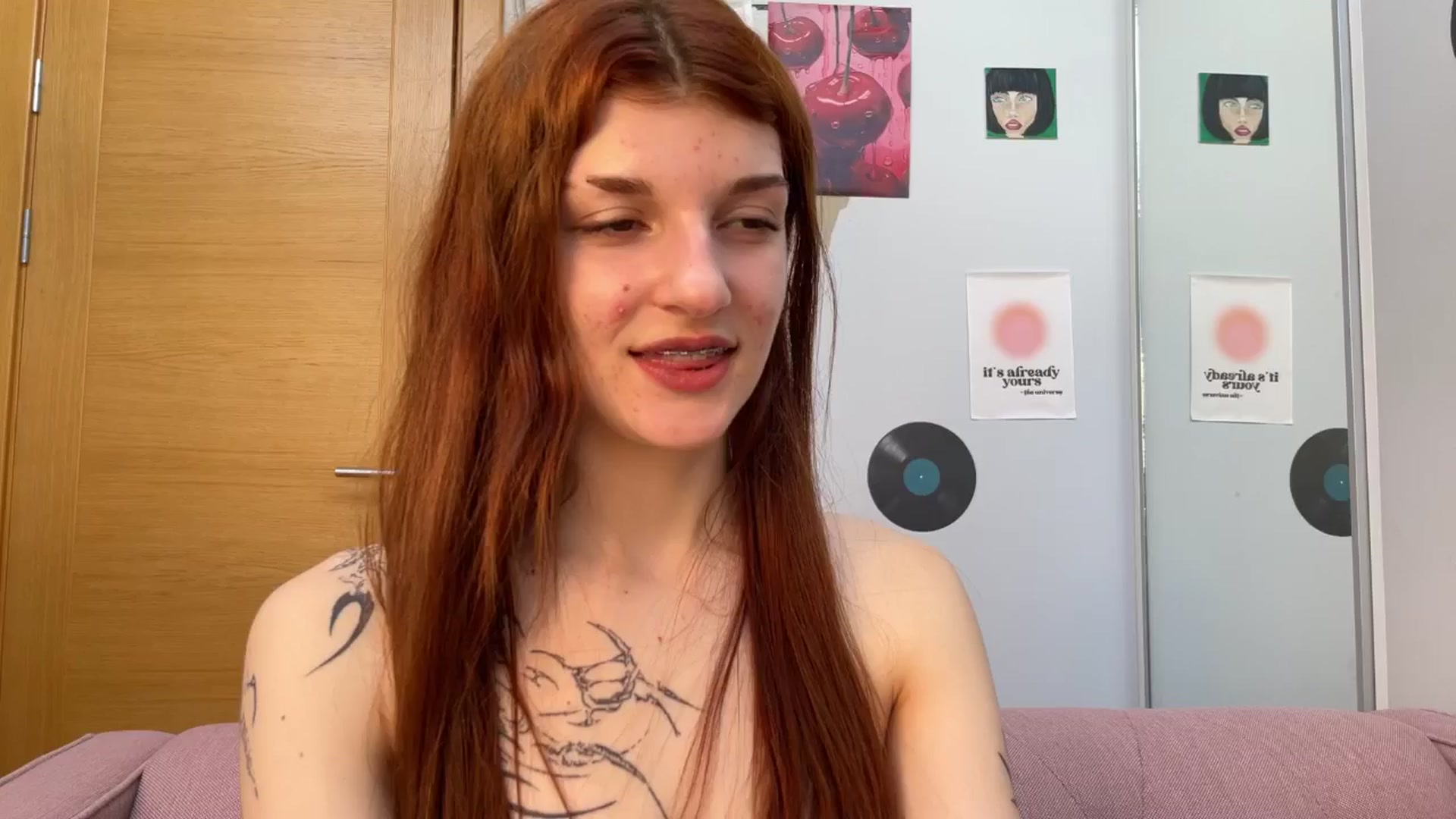 Gallery image thumbnail from BellaCute__'s myfreecams stream on, 06/21/2025, 10:06 image 7 of 20