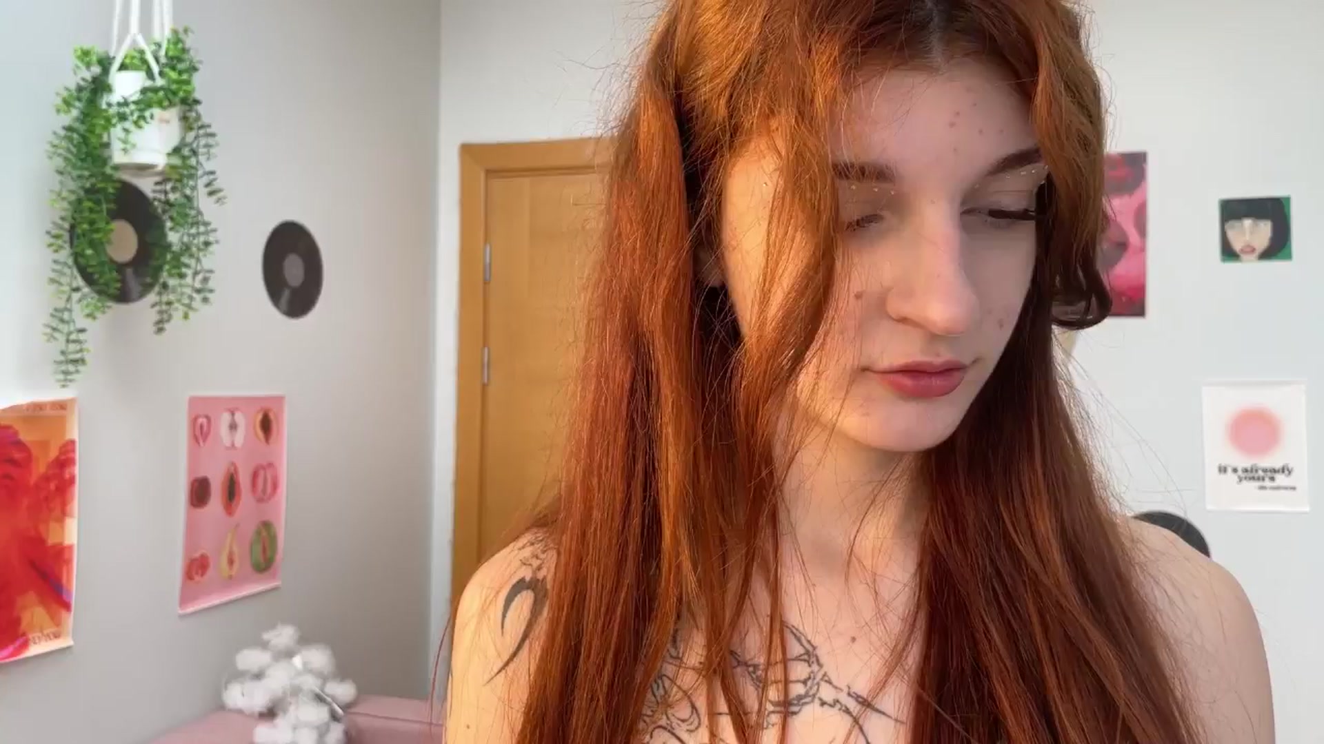 Gallery image thumbnail from BellaCute__'s myfreecams stream on, 07/08/2025, 07:36 image 16 of 20