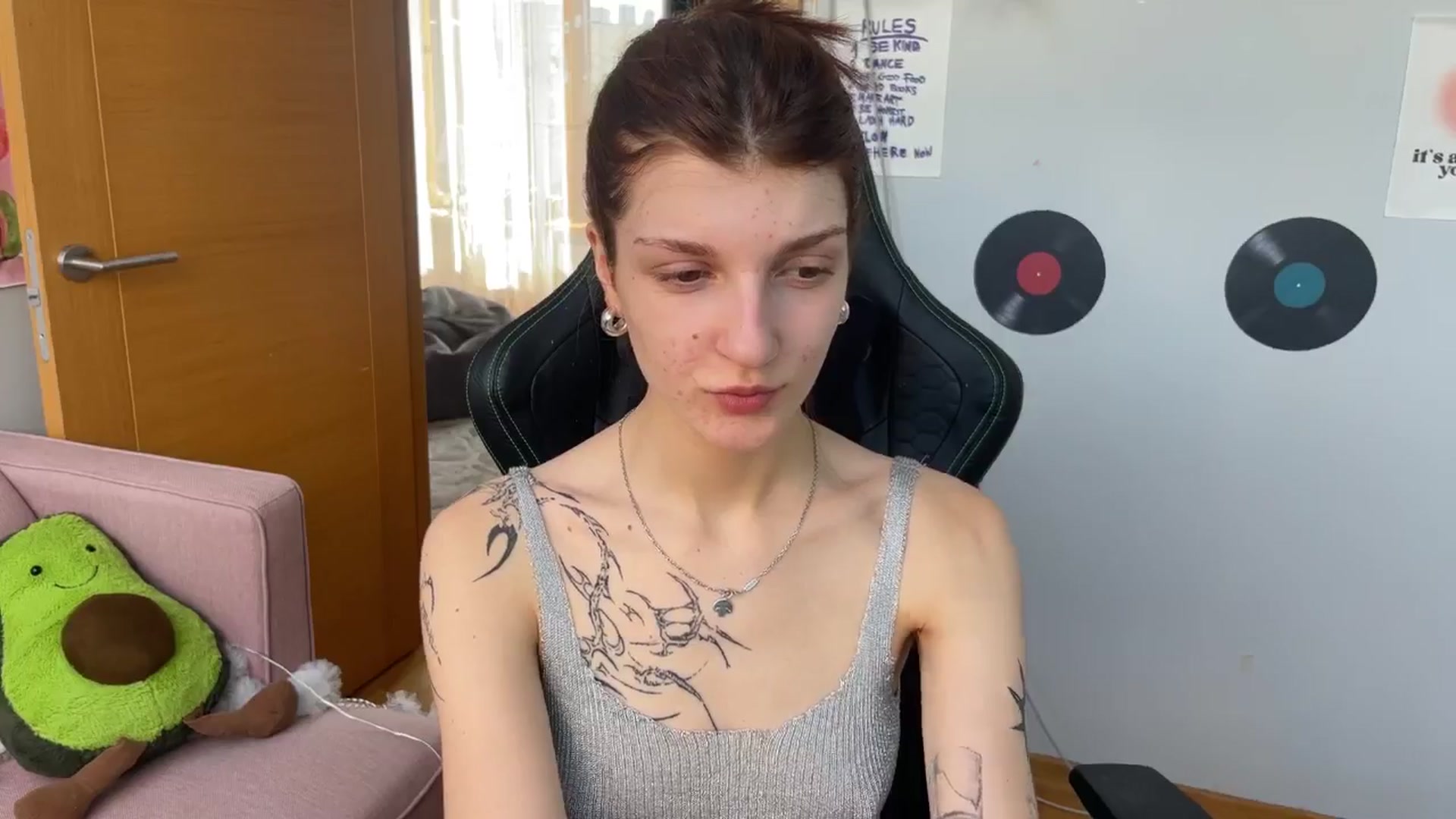 Gallery image thumbnail from BellaCute__'s myfreecams stream on, 08/04/2025, 07:55 image 12 of 20