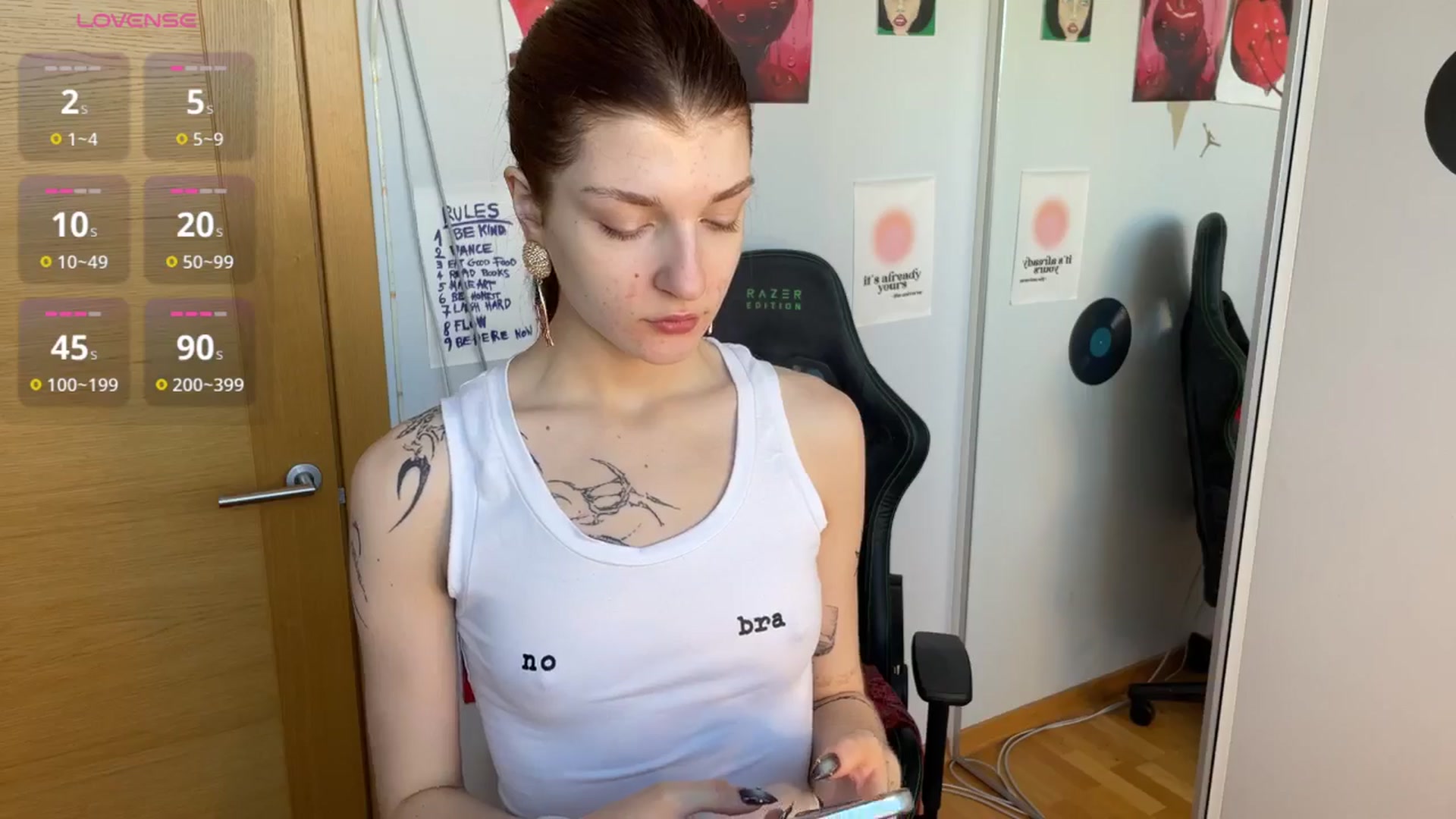 Gallery image thumbnail from BellaCute__'s myfreecams stream on, 08/11/2025, 08:37 image 2 of 20
