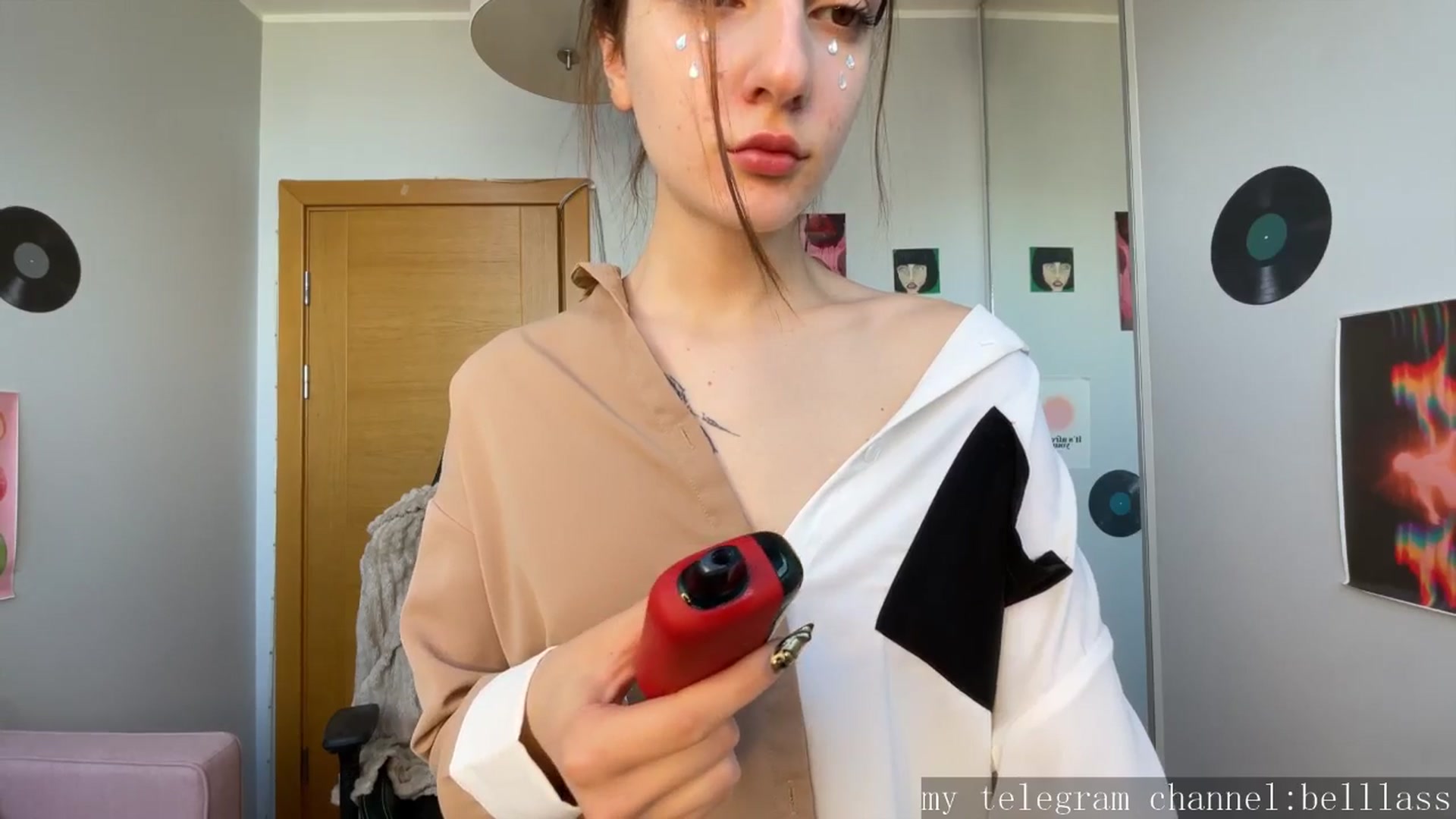 Gallery image thumbnail from BellaCute__'s myfreecams stream on, 08/15/2025, 08:03 image 6 of 20