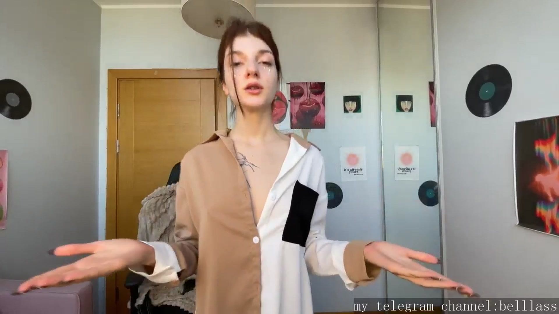 Gallery image thumbnail from BellaCute__'s myfreecams stream on, 08/15/2025, 08:03 image 5 of 20