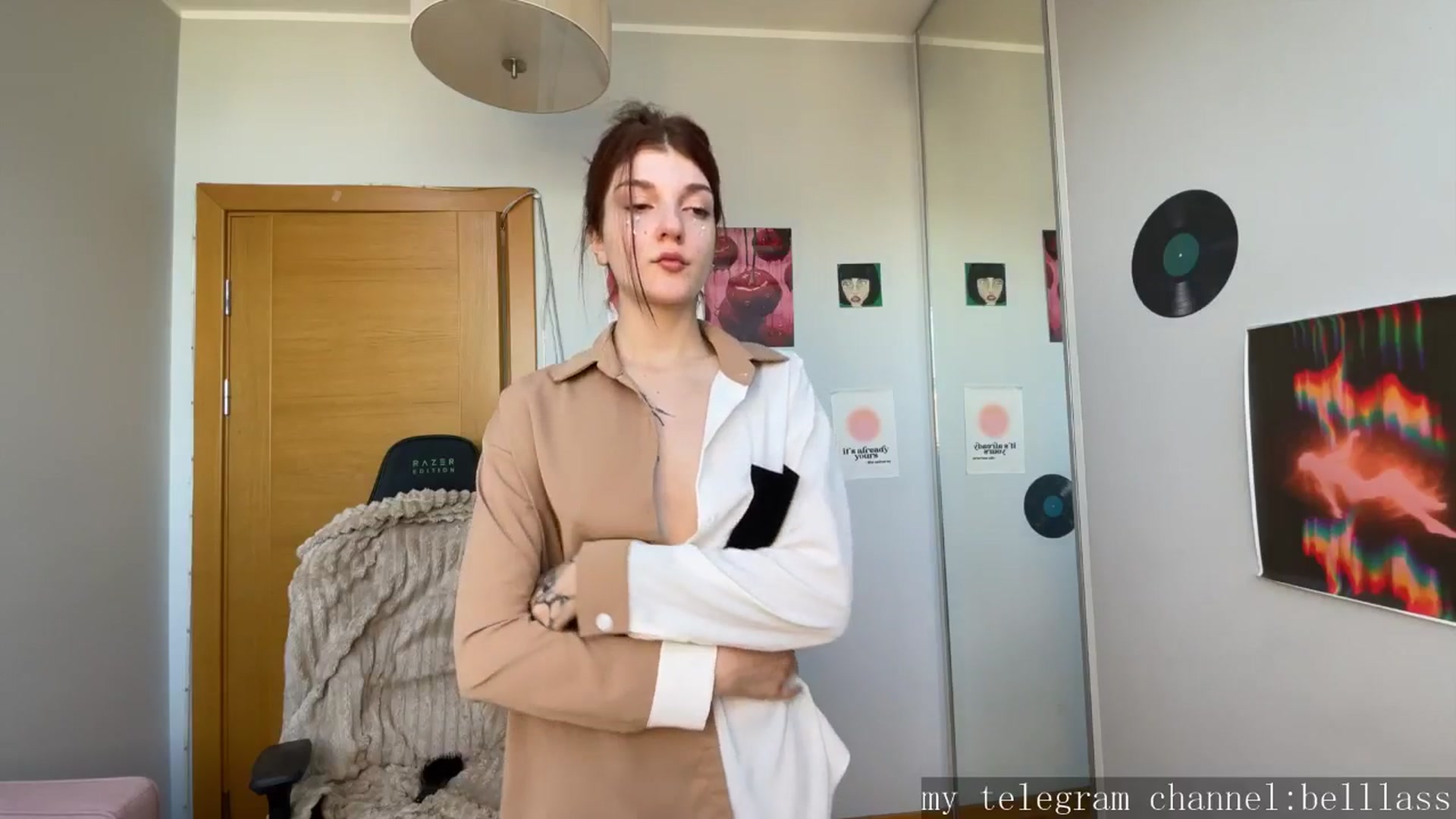 Gallery image thumbnail from BellaCute__'s myfreecams stream on, 08/15/2025, 08:03 image 2 of 20