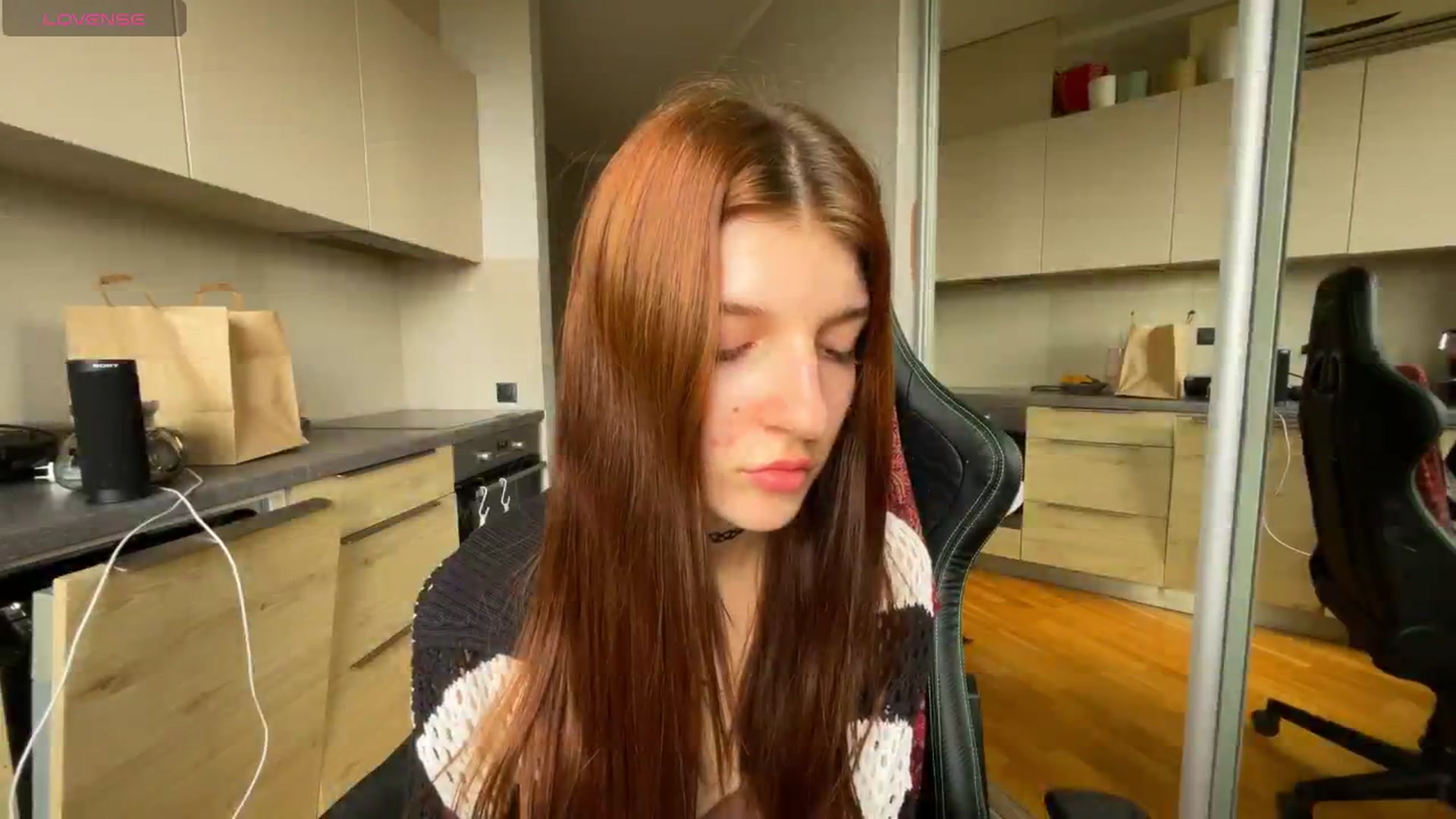 Gallery image thumbnail from BellaCute__'s myfreecams stream on, 09/30/2025, 12:03 image 11 of 20